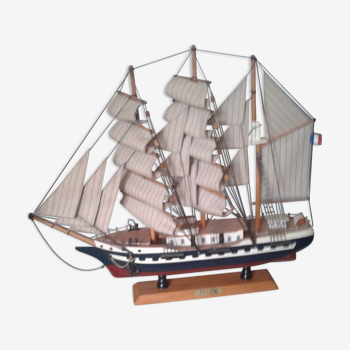 Model of the 3 masts the Belem