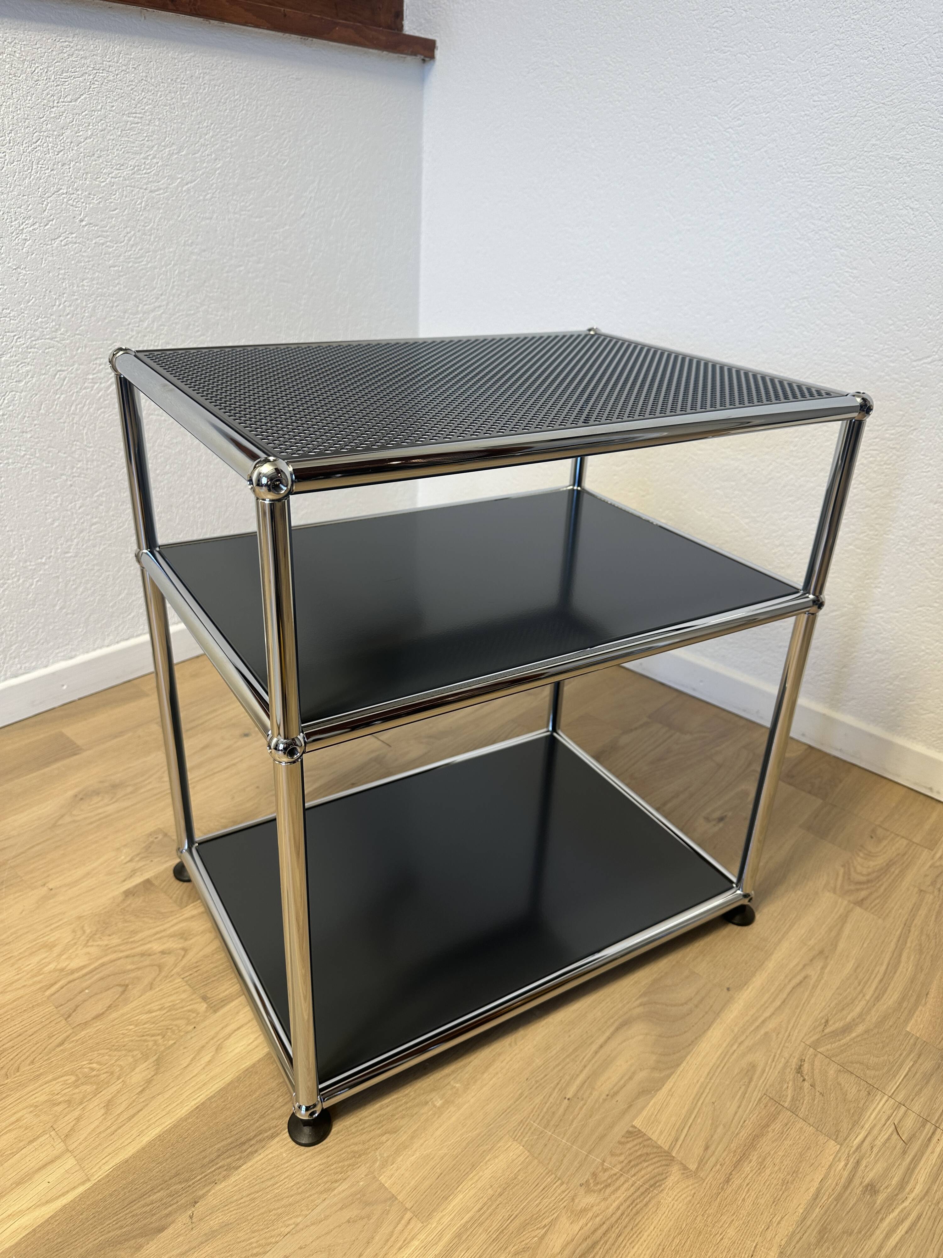 Table d’appoint USM Haller gris anthracite | Selency