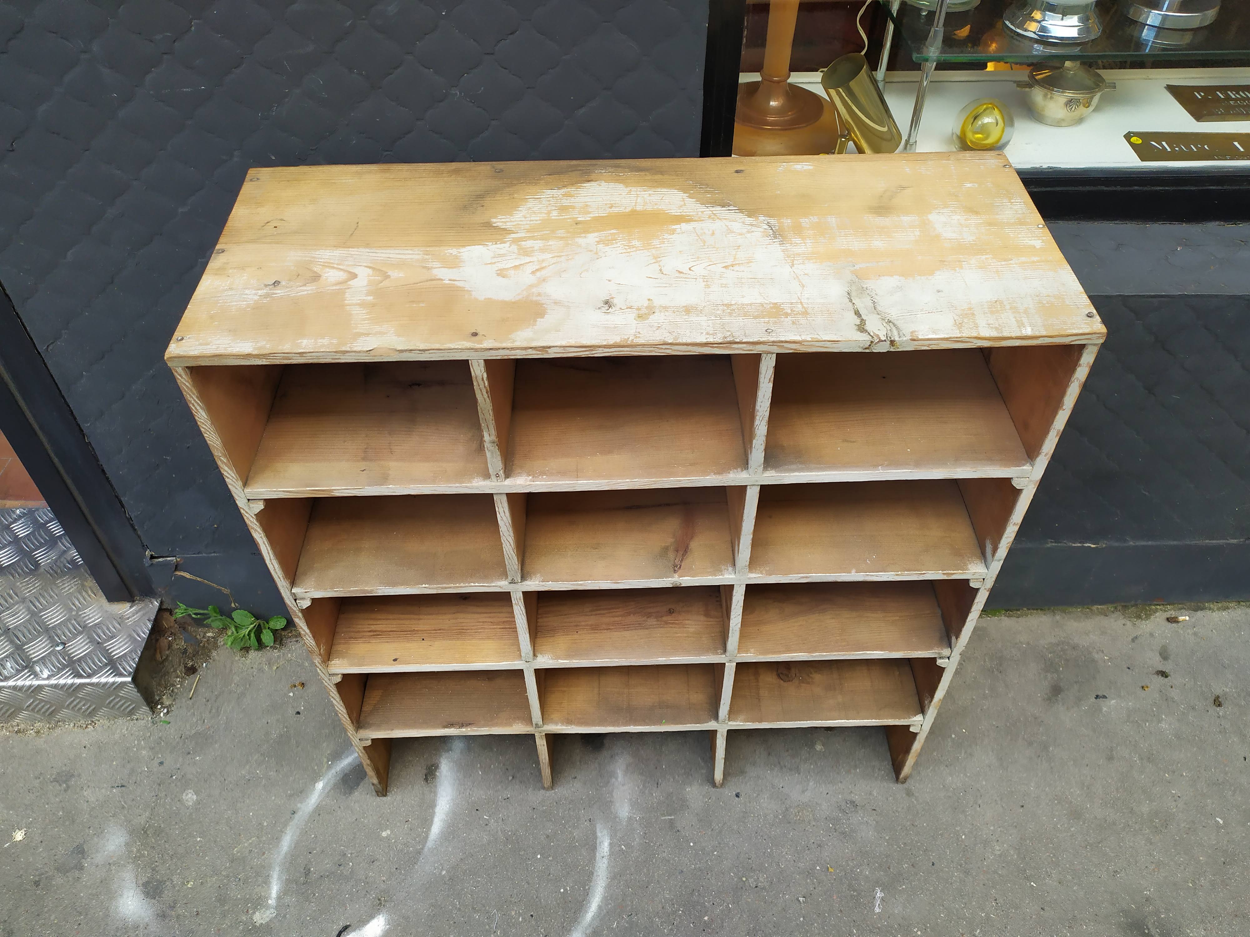Wood-burning storage unit with an industrial locker