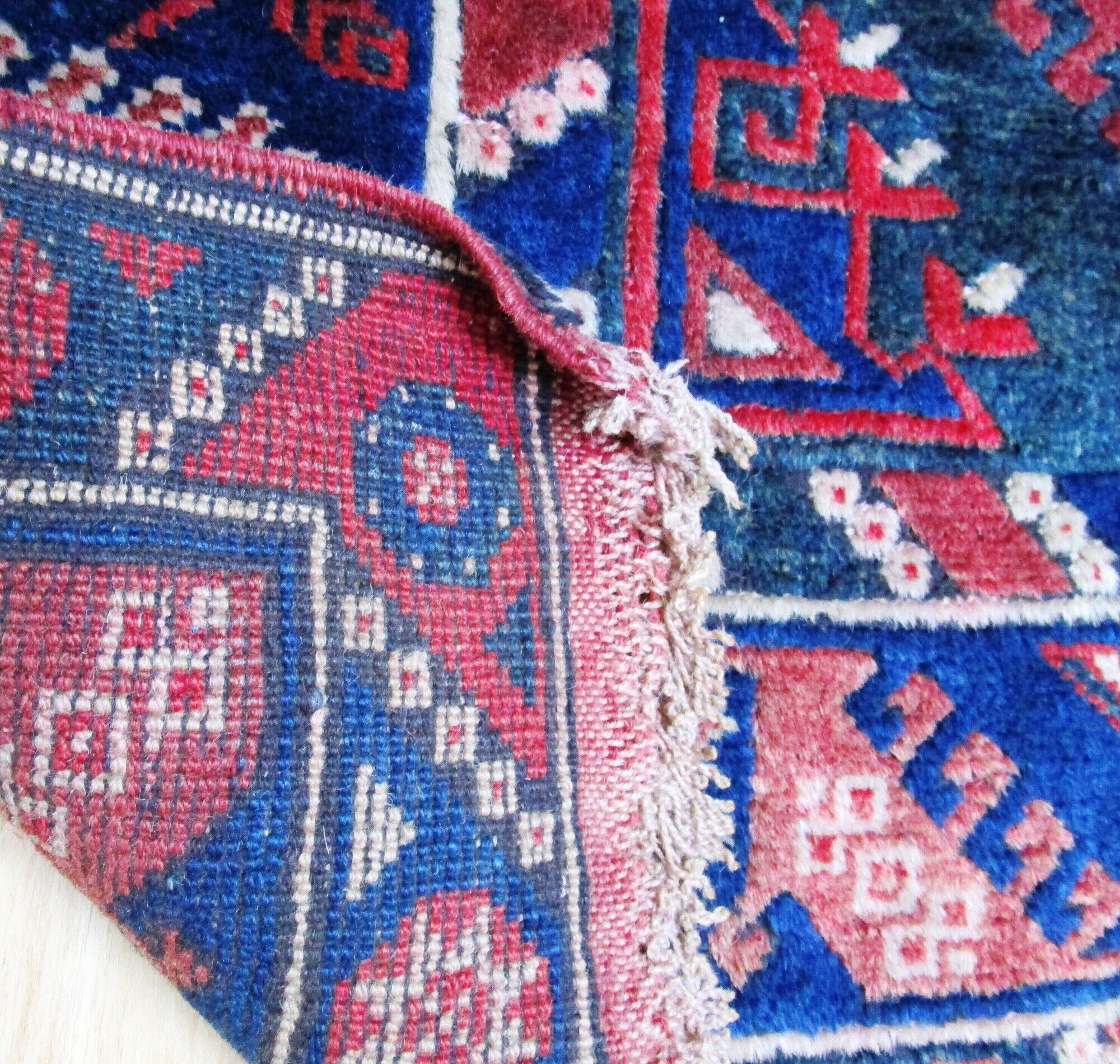 Carpet point knotted velvet wool blue red white 124 cm x 202 cm vintage