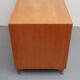 Bureau féminin des années 1950 en cendres