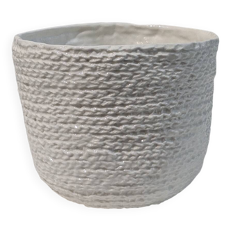 Porcelain basket