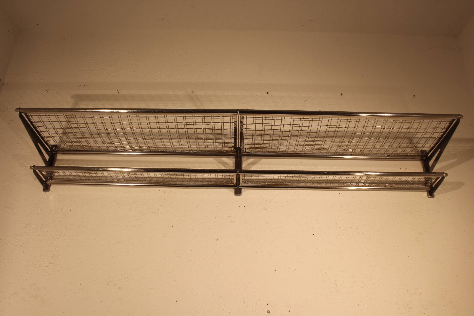 SNCF luggage rack from the 1940s