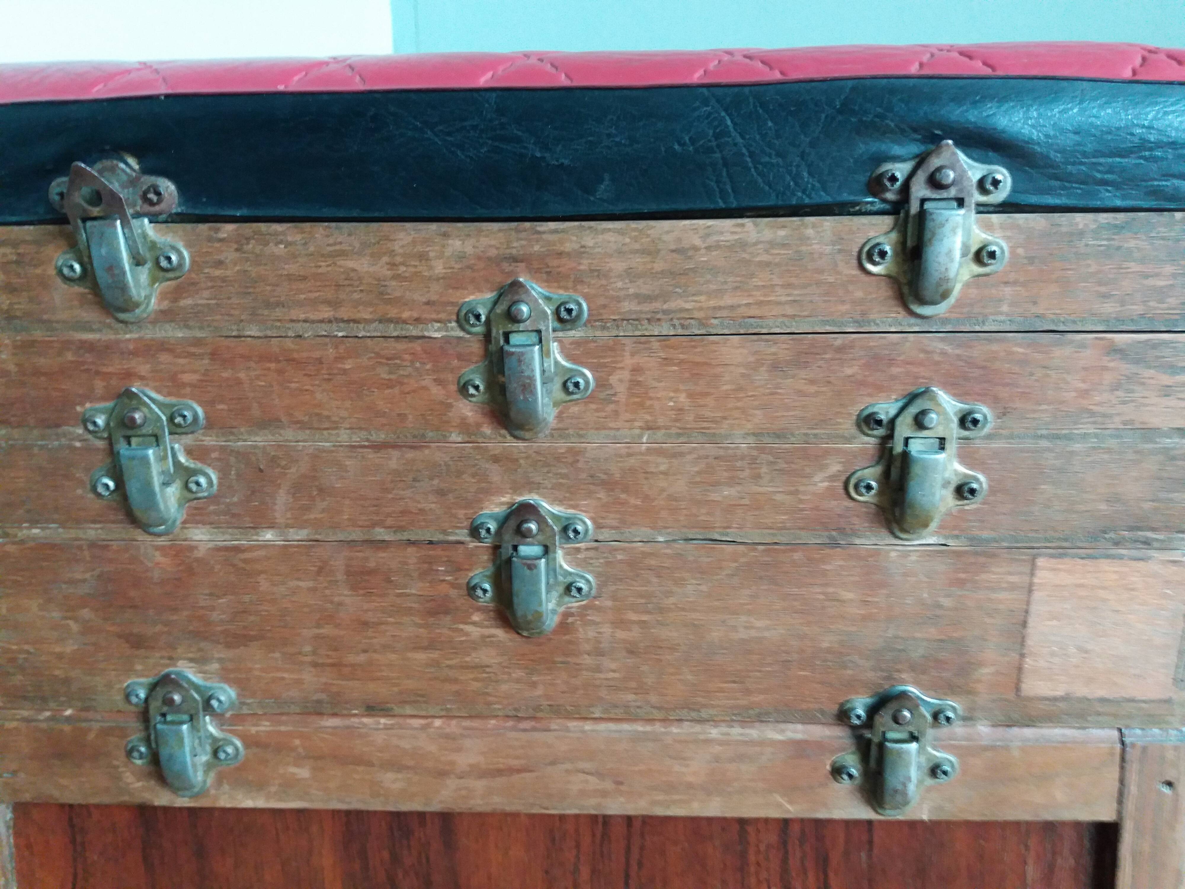 Fishing storage chest fisherman's stool