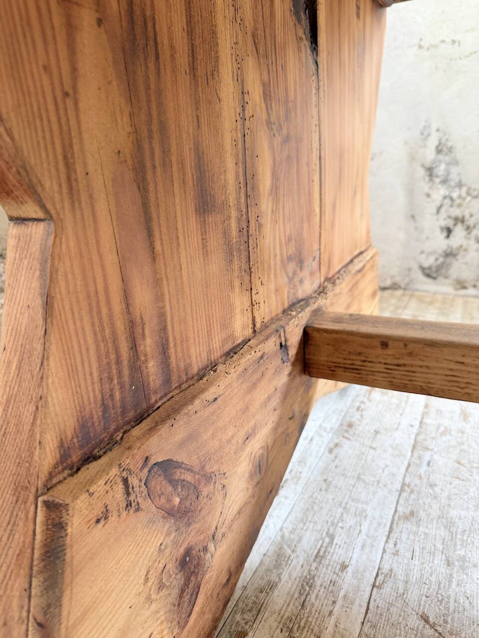 2.5m5 XL pine farmhouse table