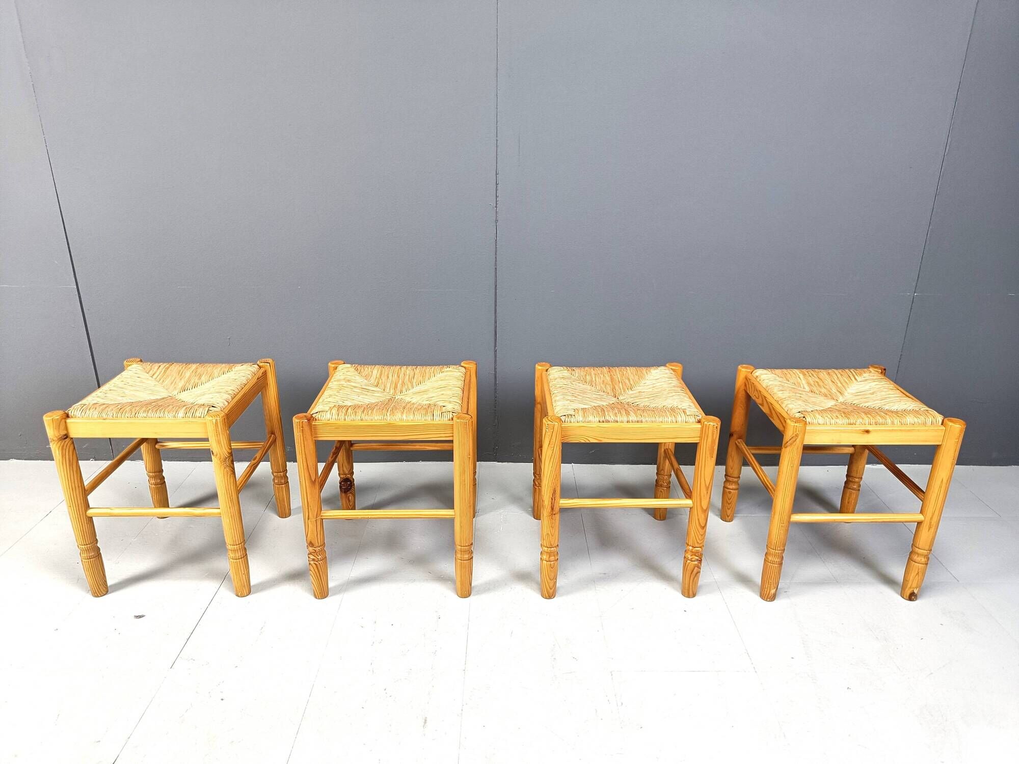 Vintage wicker stools - set of 4, 1960s