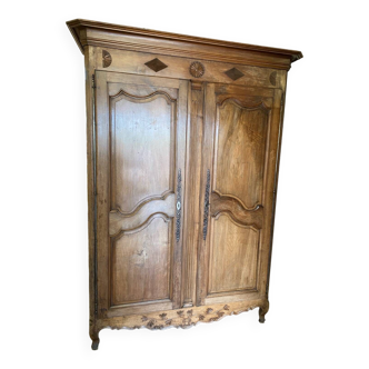 Armoire 19ème en noyer