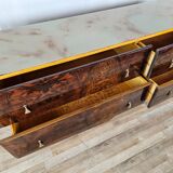 Commode du milieu du siècle avec verre et tiroirs