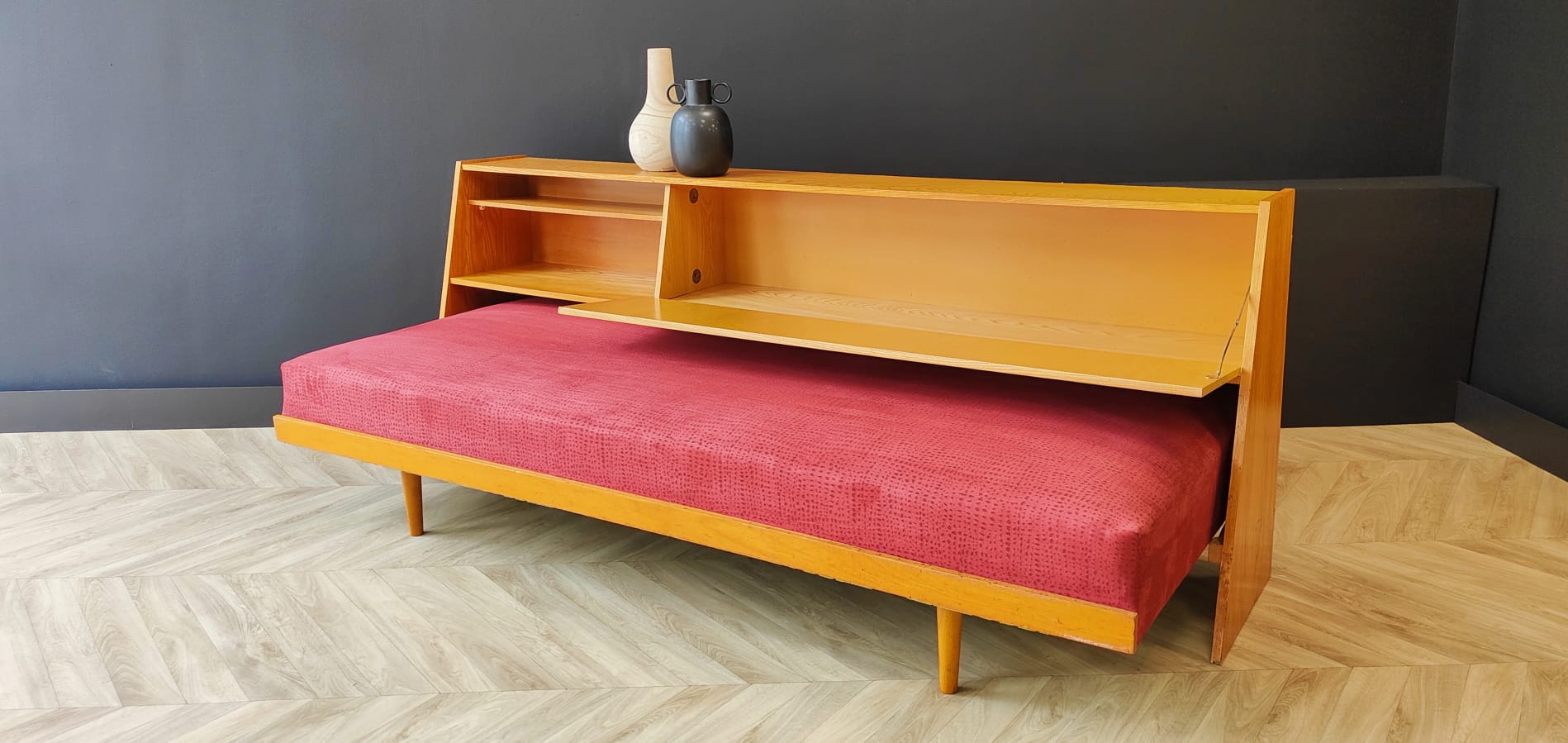 Vintage sofa bed | 70"s - sofa