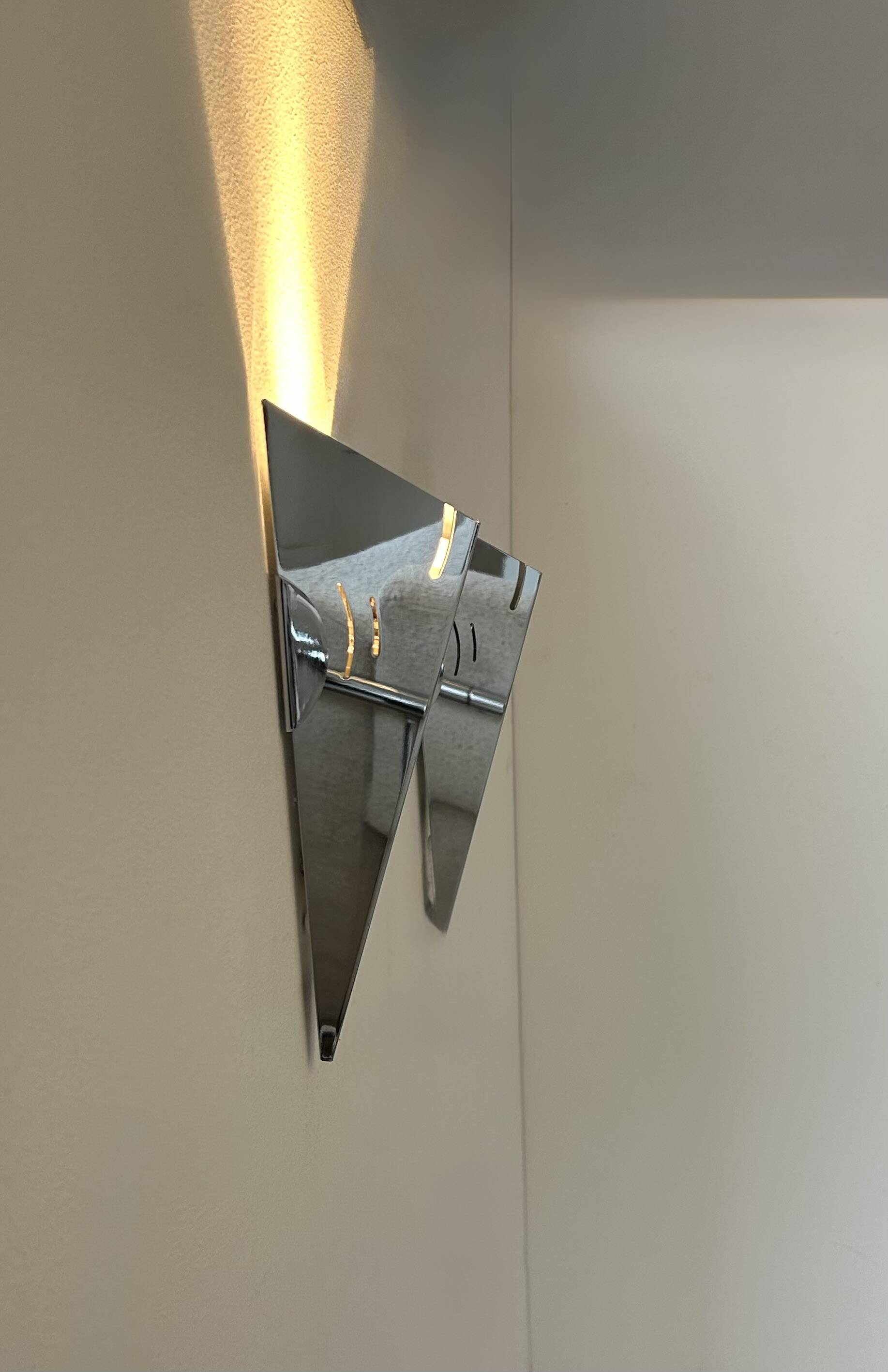 Pair of vintage wall lights, chrome-plated metal, France, 1980