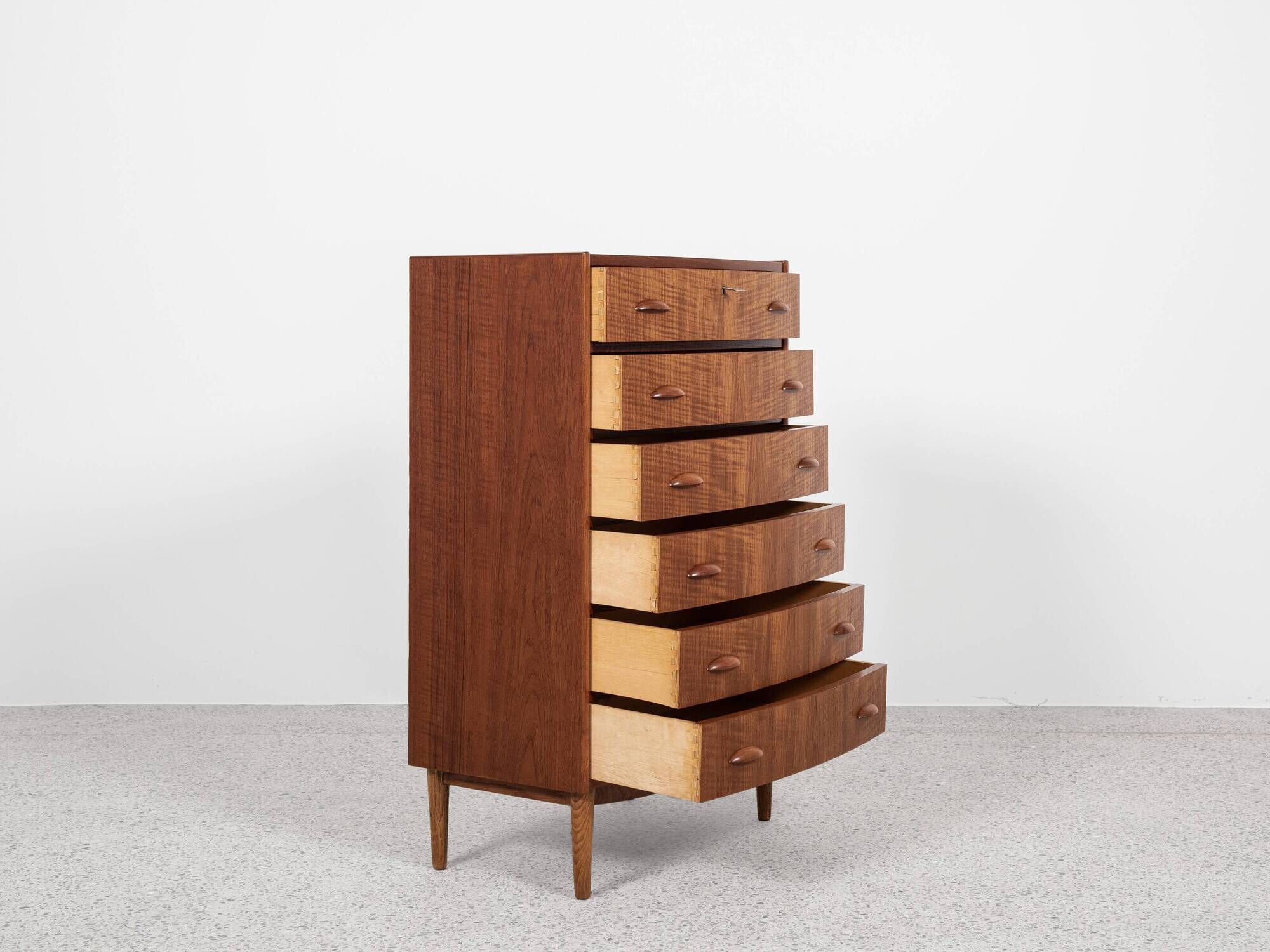 Midcentury Danish chest of 6 drawers in teak 1960s - bowed front