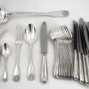 Christofle Vendôme Shell, cutlery set 49 pieces, silver-plated knives.