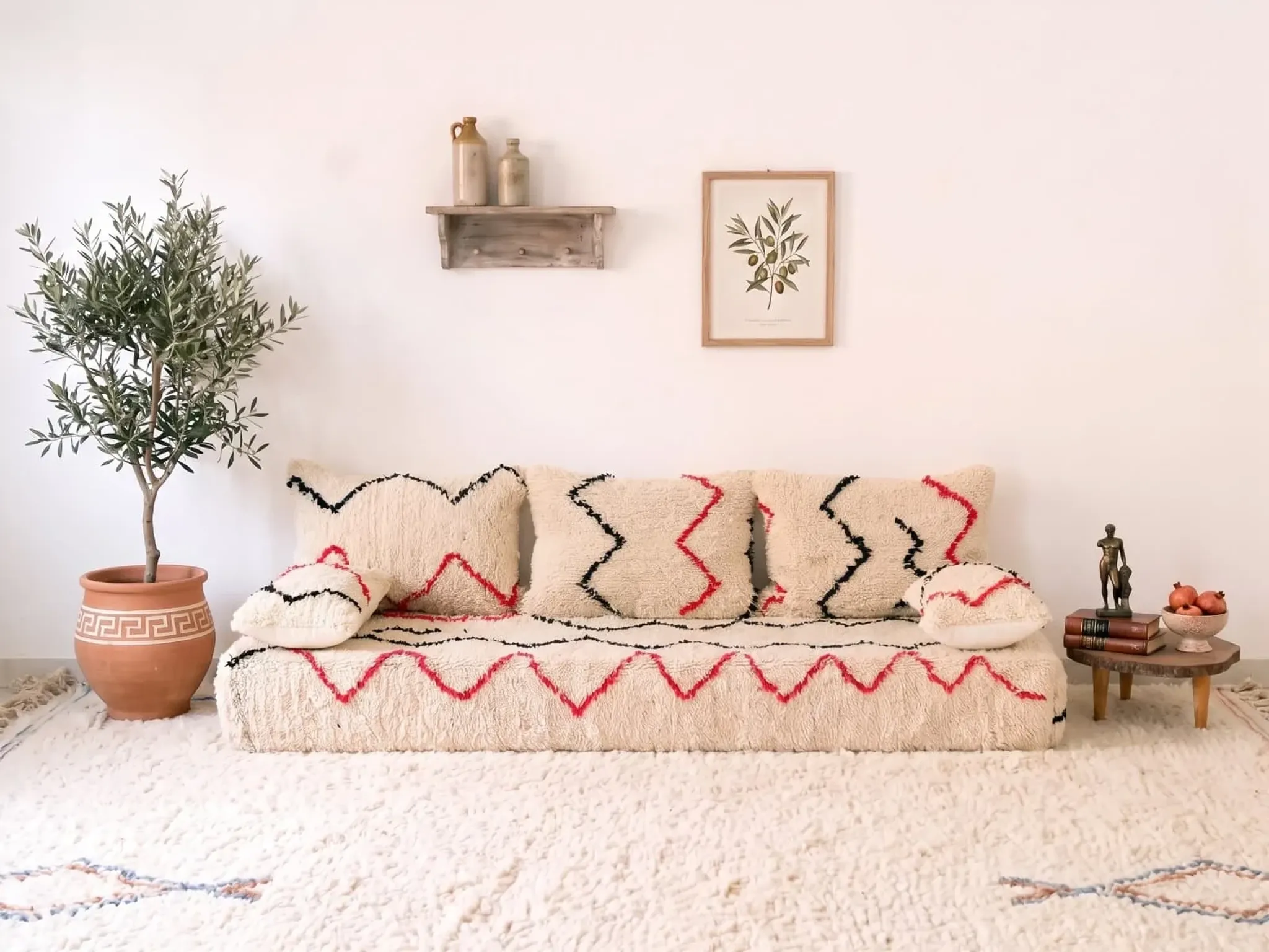 Canapé de sol en tapis Azilal fait main 180 cm avec coussins moelleux