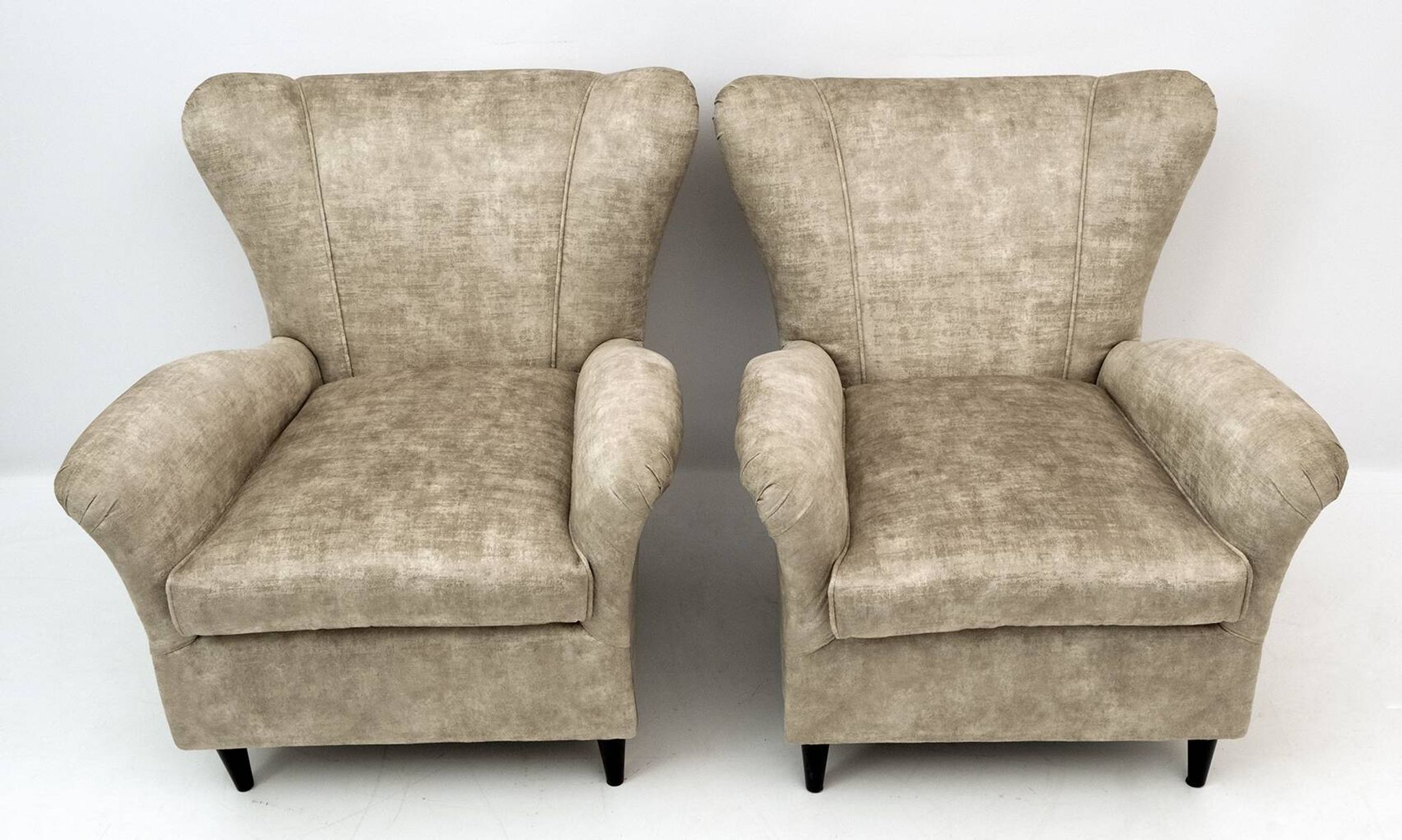 Attributed Gio Ponti Mid-Century Modern Italian Velvet Armchairs for ISA