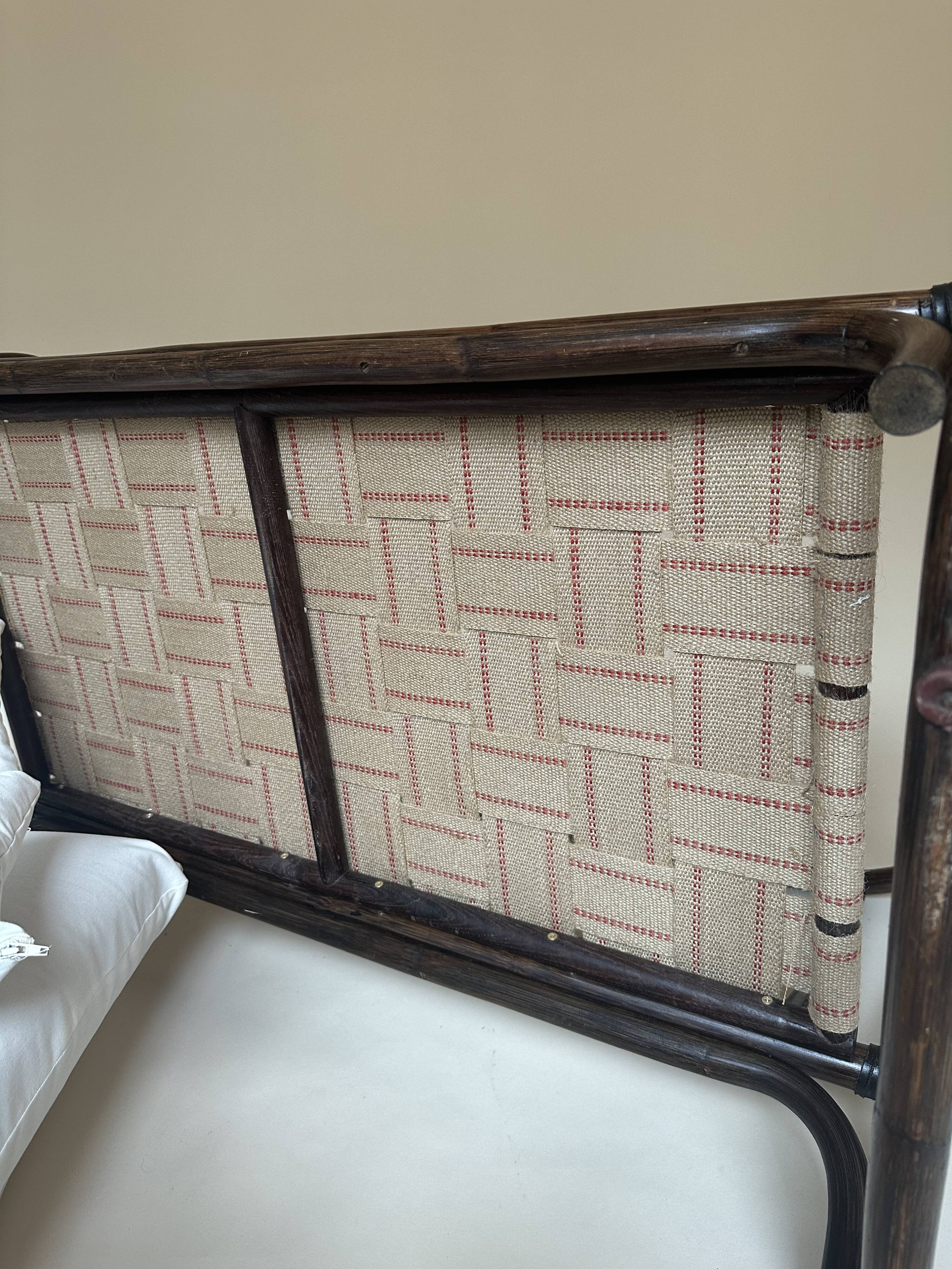 Two-seater rattan bench