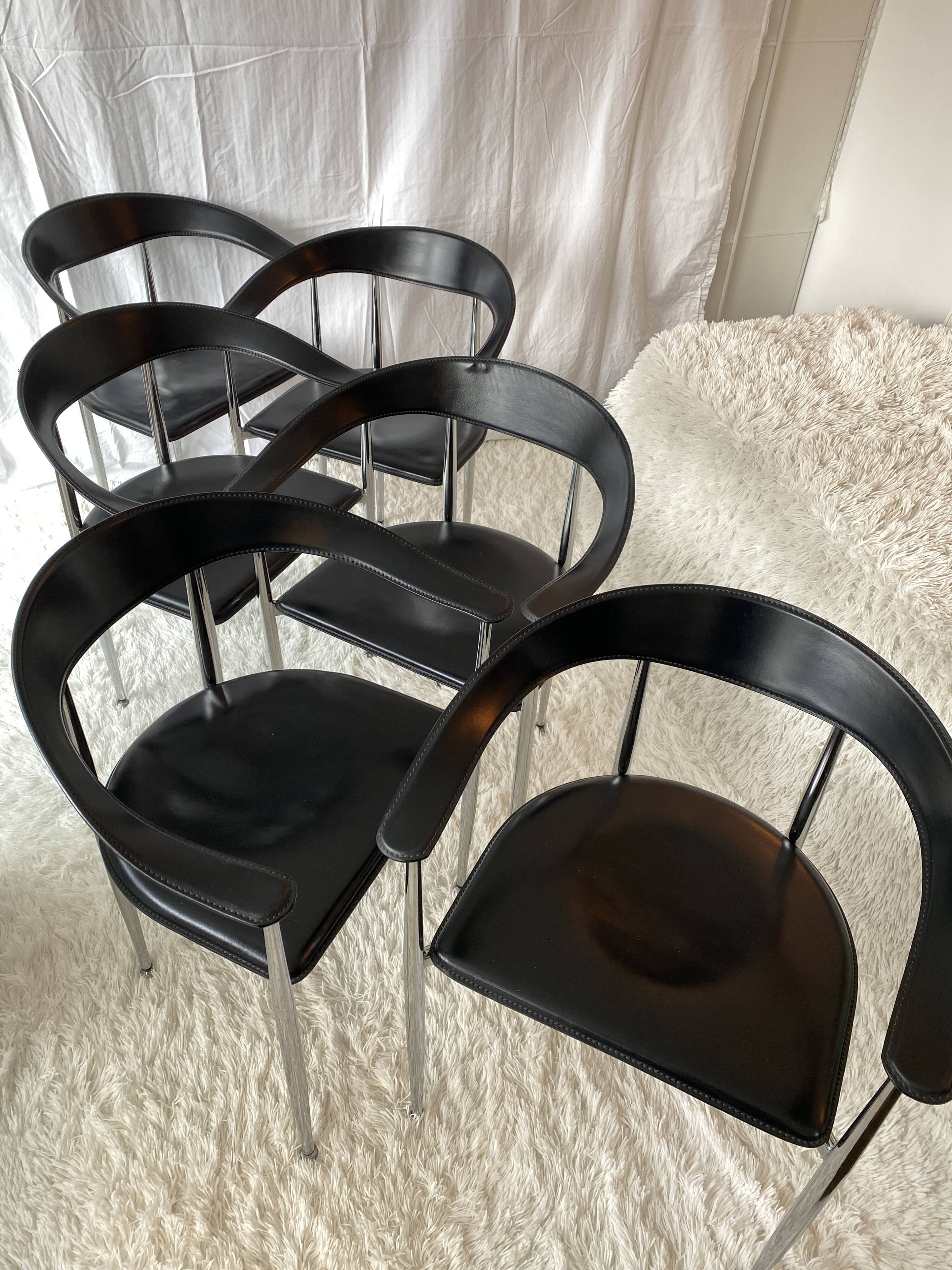 Set of 6 vintage arper chrome leather chairs