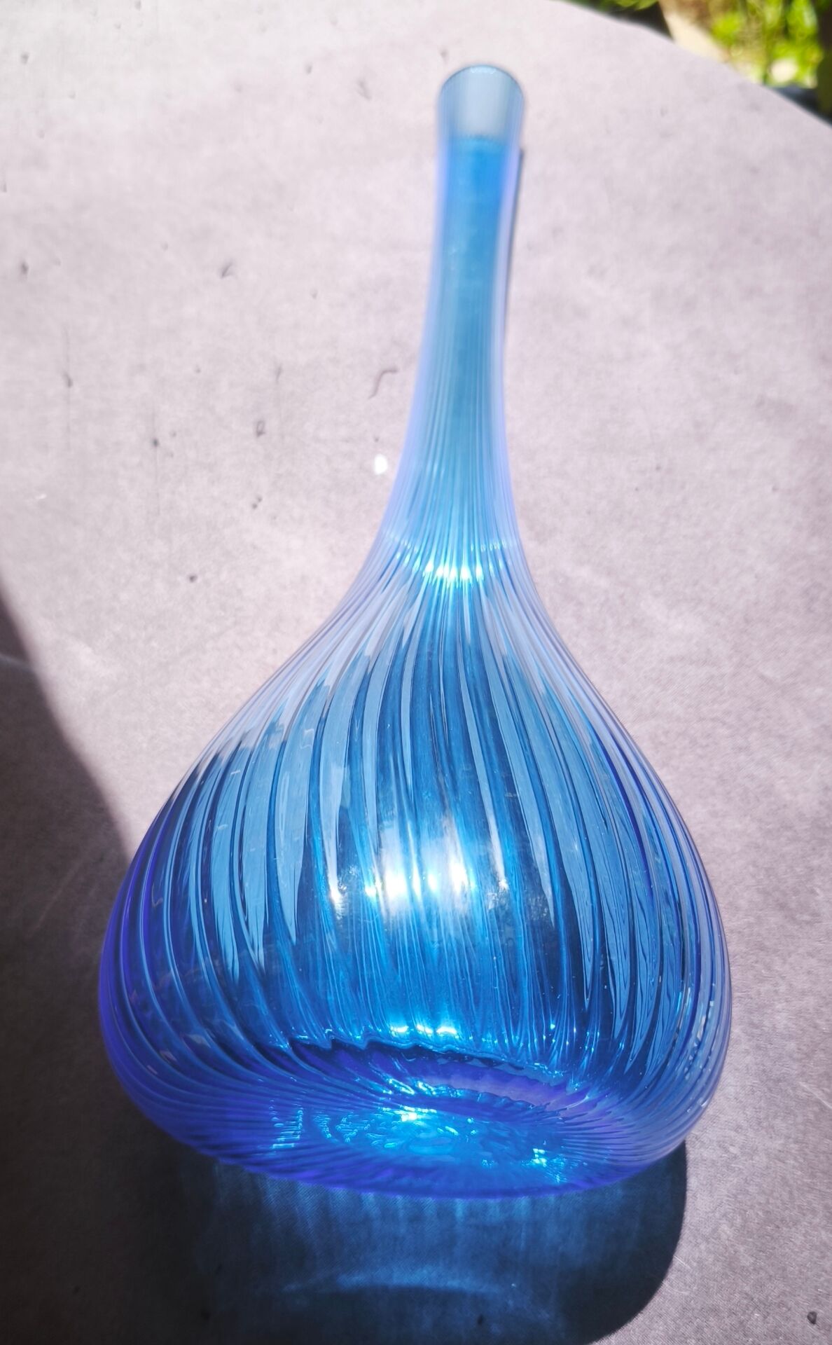 Vase berluze bleu daum