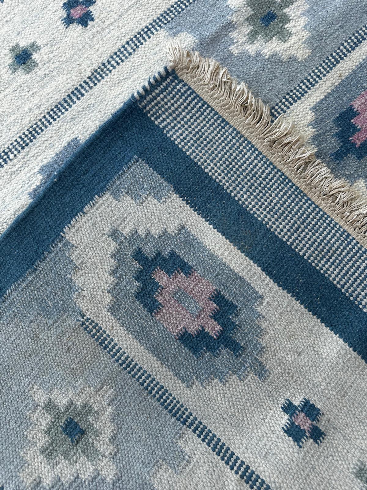 Handmade kilim rug 200cm x 140cm