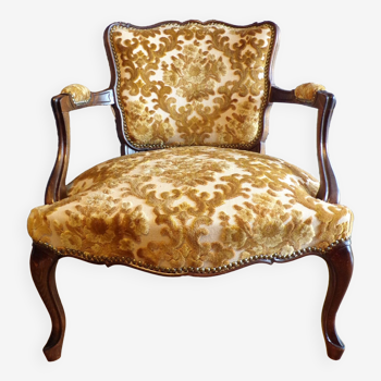 Fauteuil cabriolet bas de style Louis XV