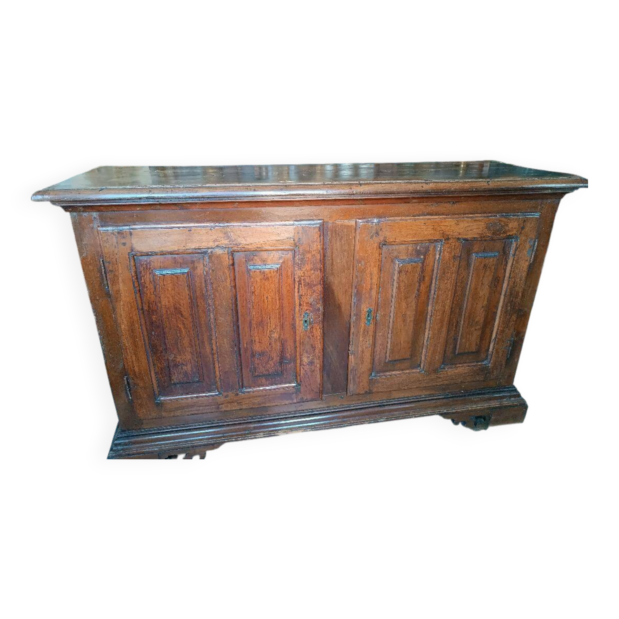 Grand Buffet Antique Du 17ème Siècle En Noyer Du Nord De l'Italie
