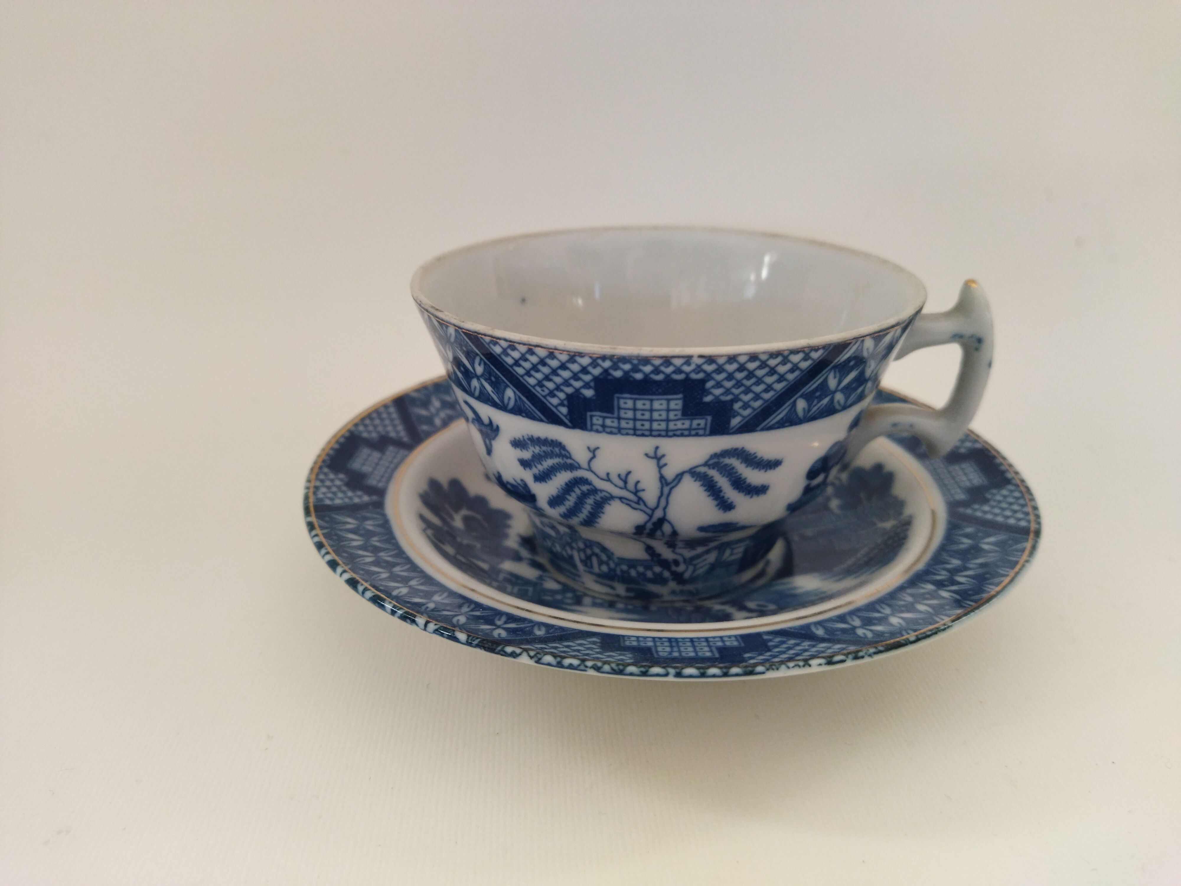 Blue Willow porcelain cup