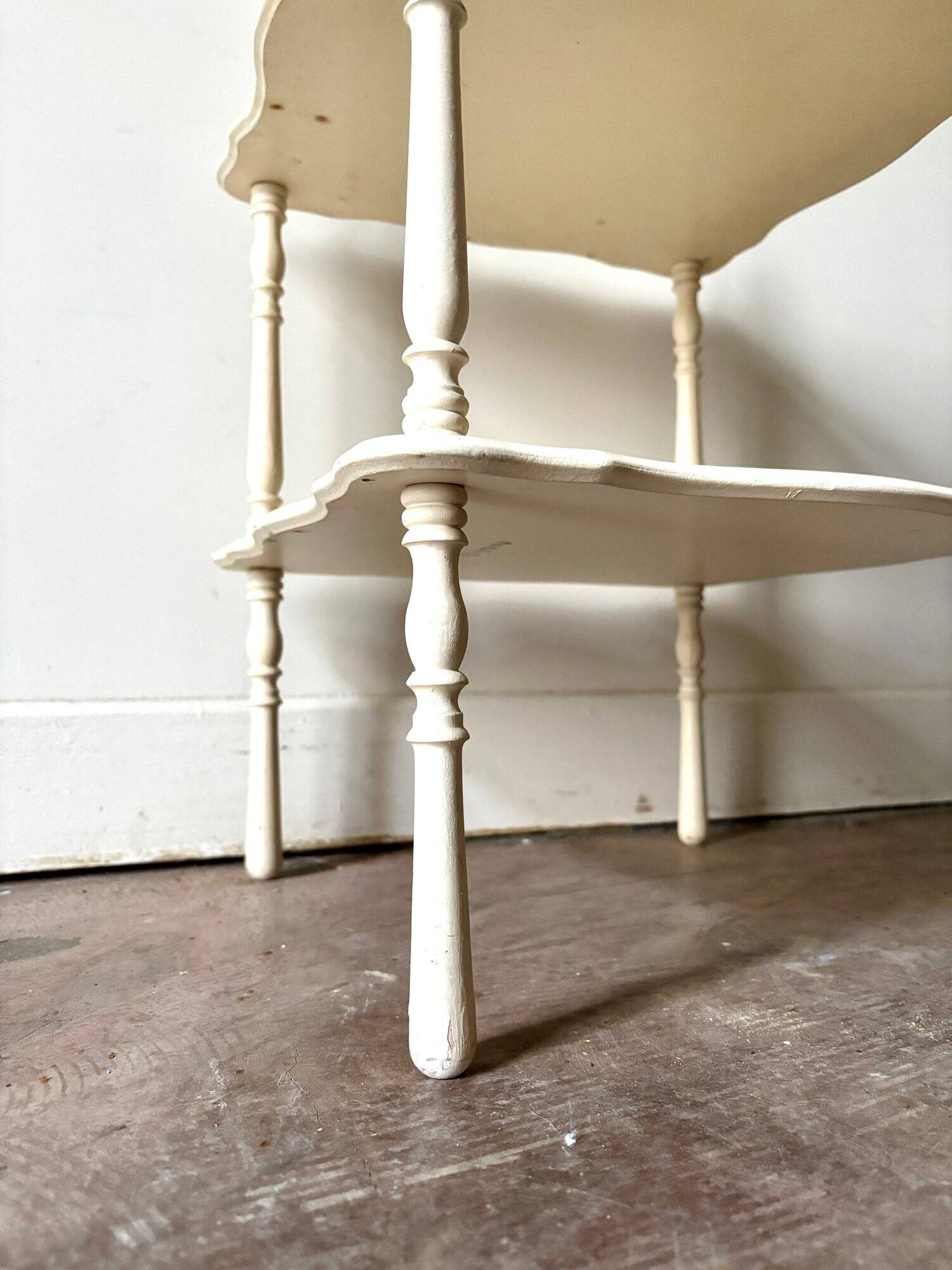 White turned wood side table, end table