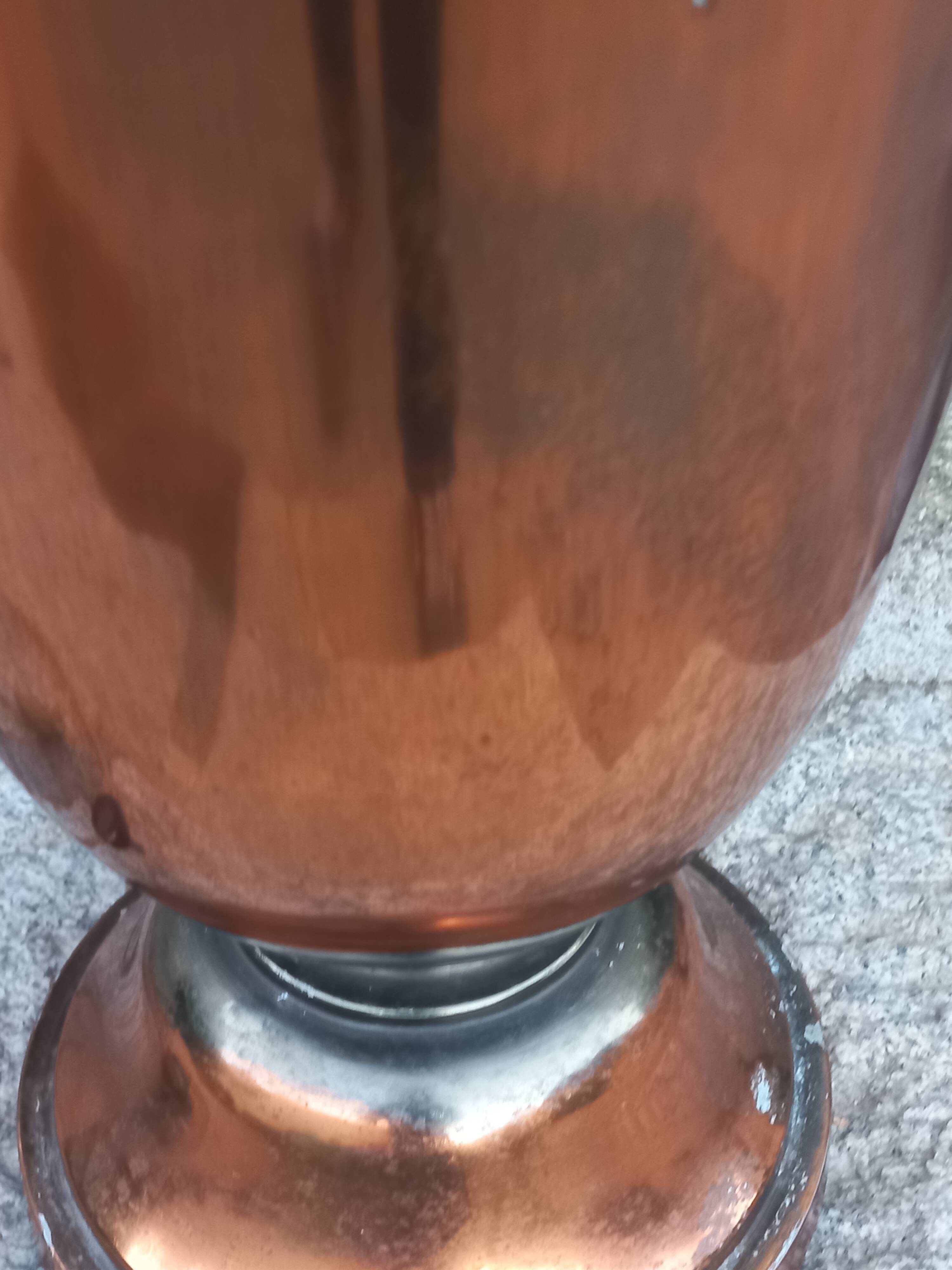 Art Deco tulip lamp in copper metal, 42.5cm from the 1930s.