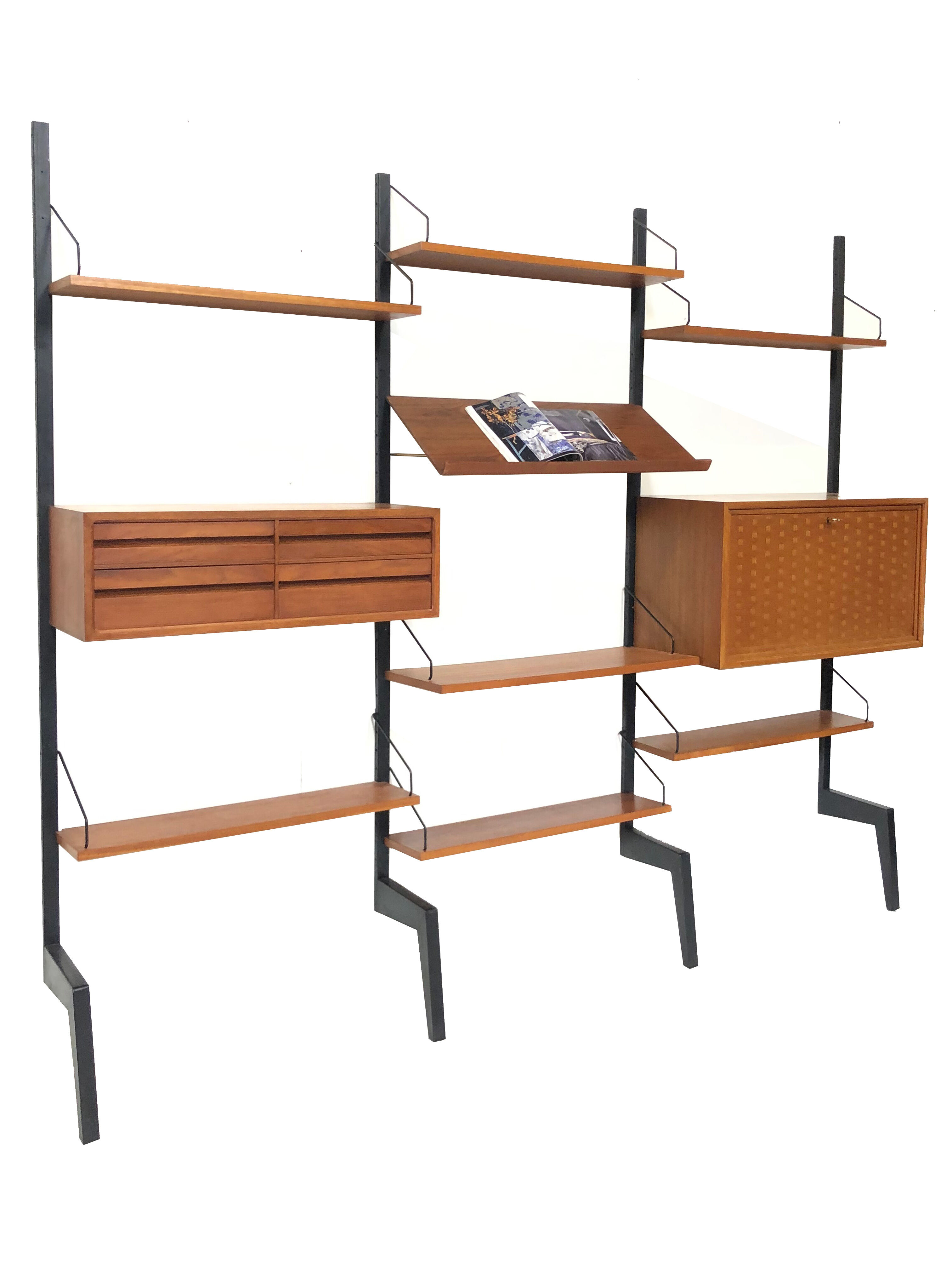 Poul Cadovius Royal System wall system