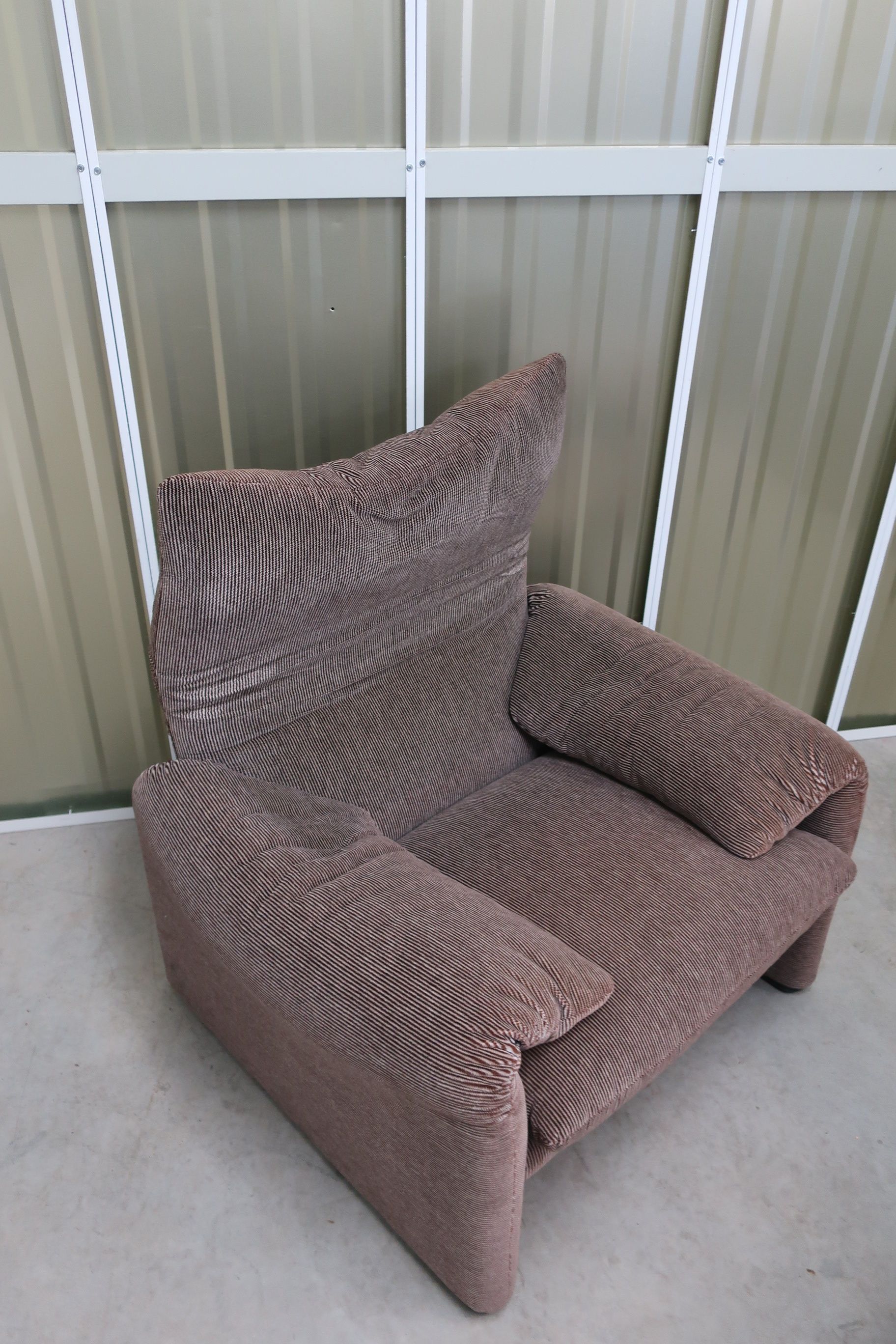 Vintage Maralunga chair and footrest by Vico Magistretti for Cassina