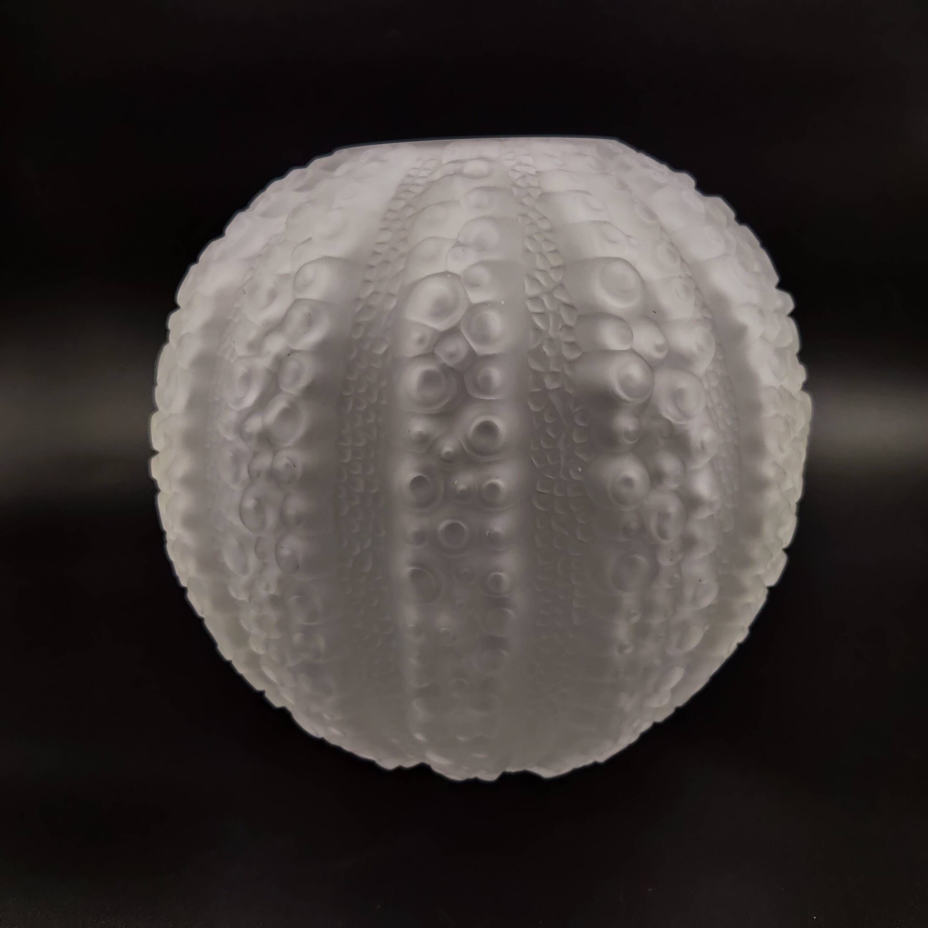 Large frosted glass Lalique globe vase in the shape of a sea urchin, Art Deco, France 1920-30s