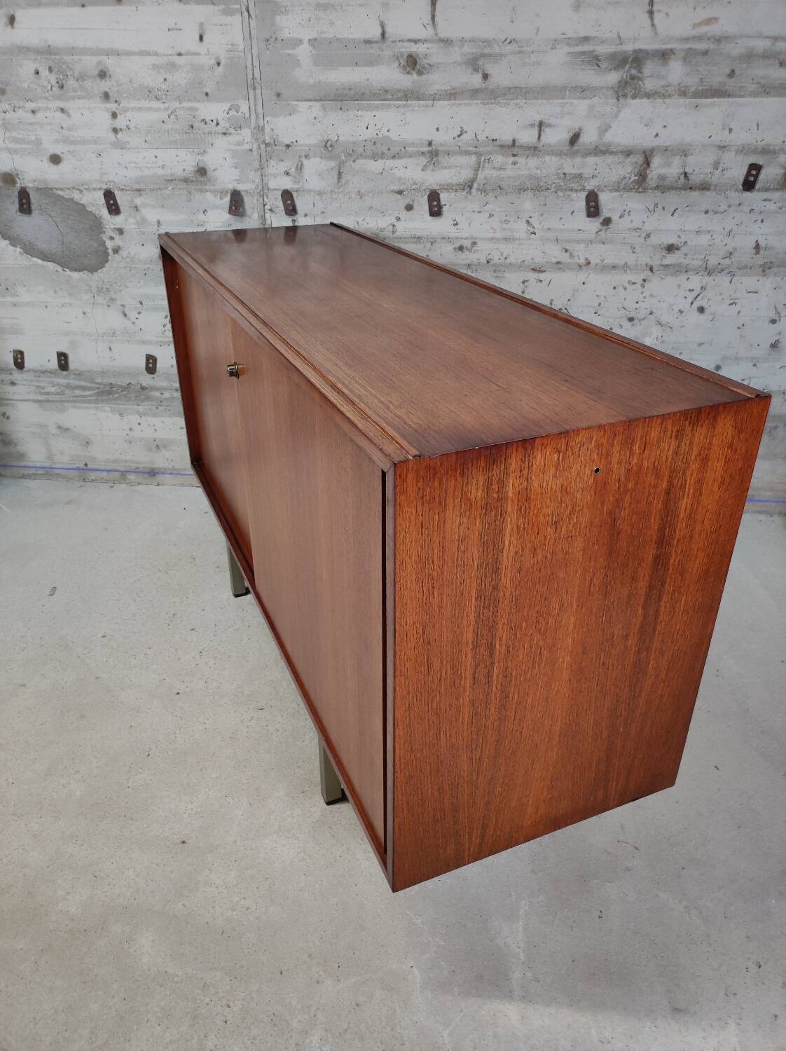 SE3 sideboard by Osvaldo Borsani for Tecno