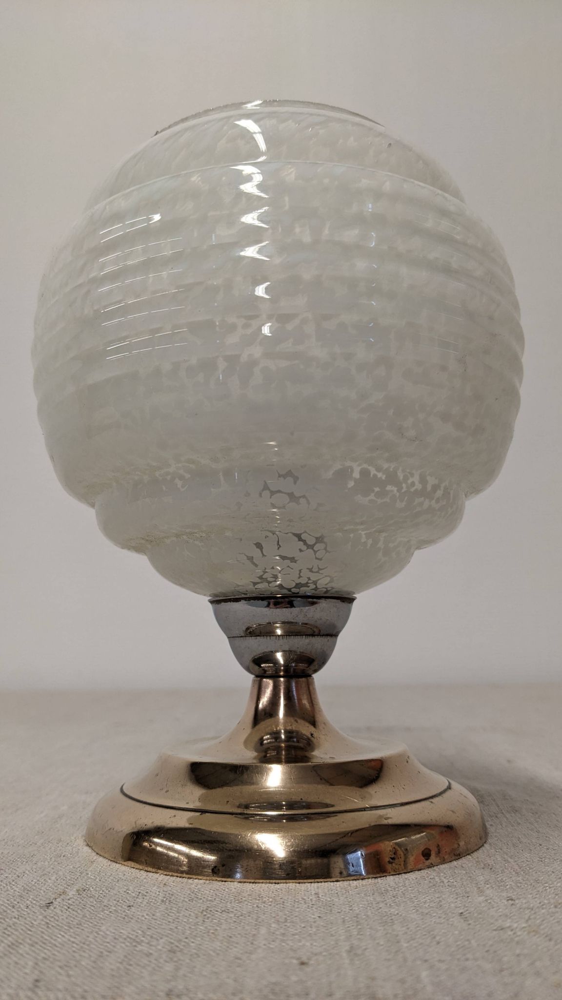 Art Deco bedside or ambient lamp in glass from Clichy, France, circa 1920.