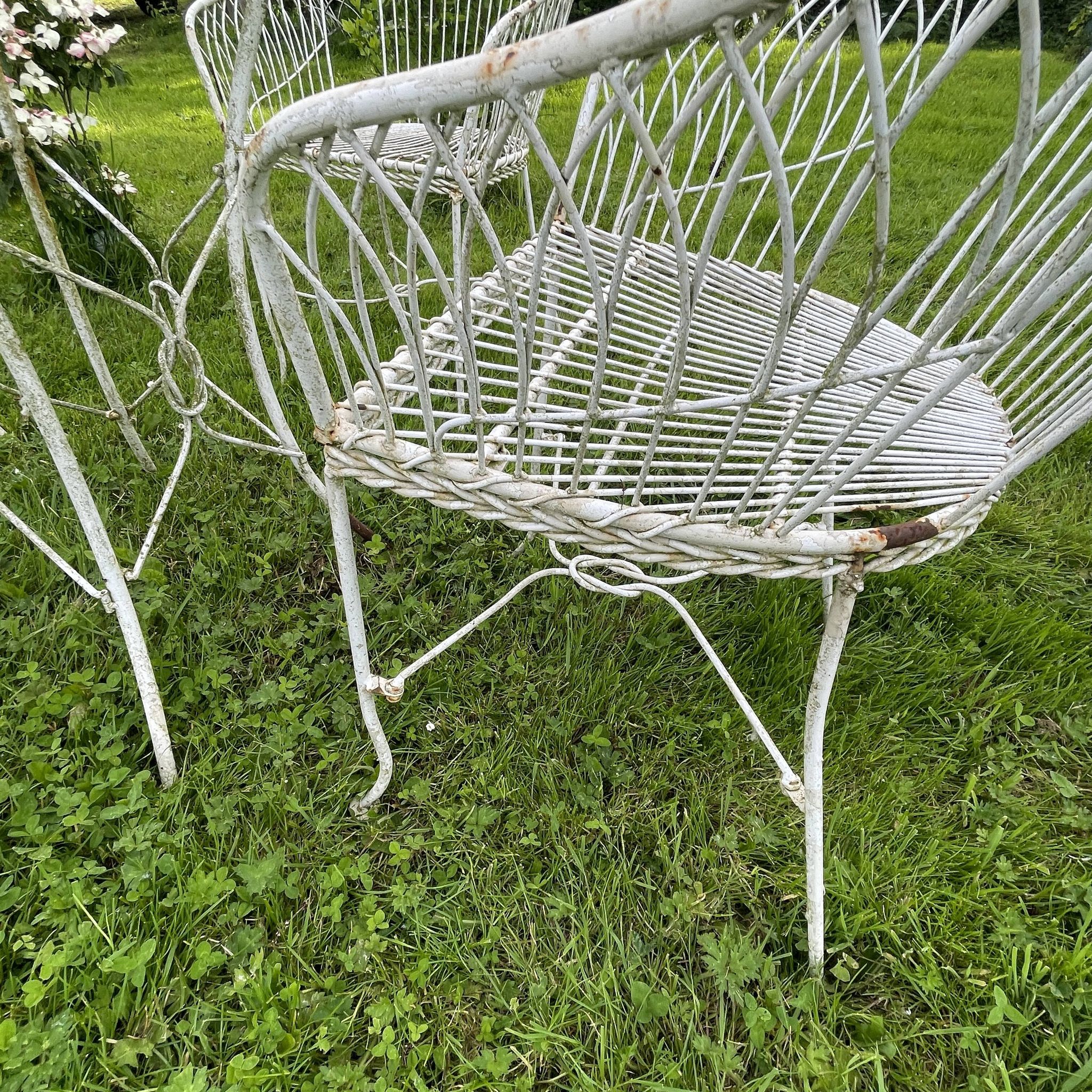 Italian garden furniture, vintage furniture, table and 4 wrought iron chairs