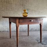 Round farmhouse table