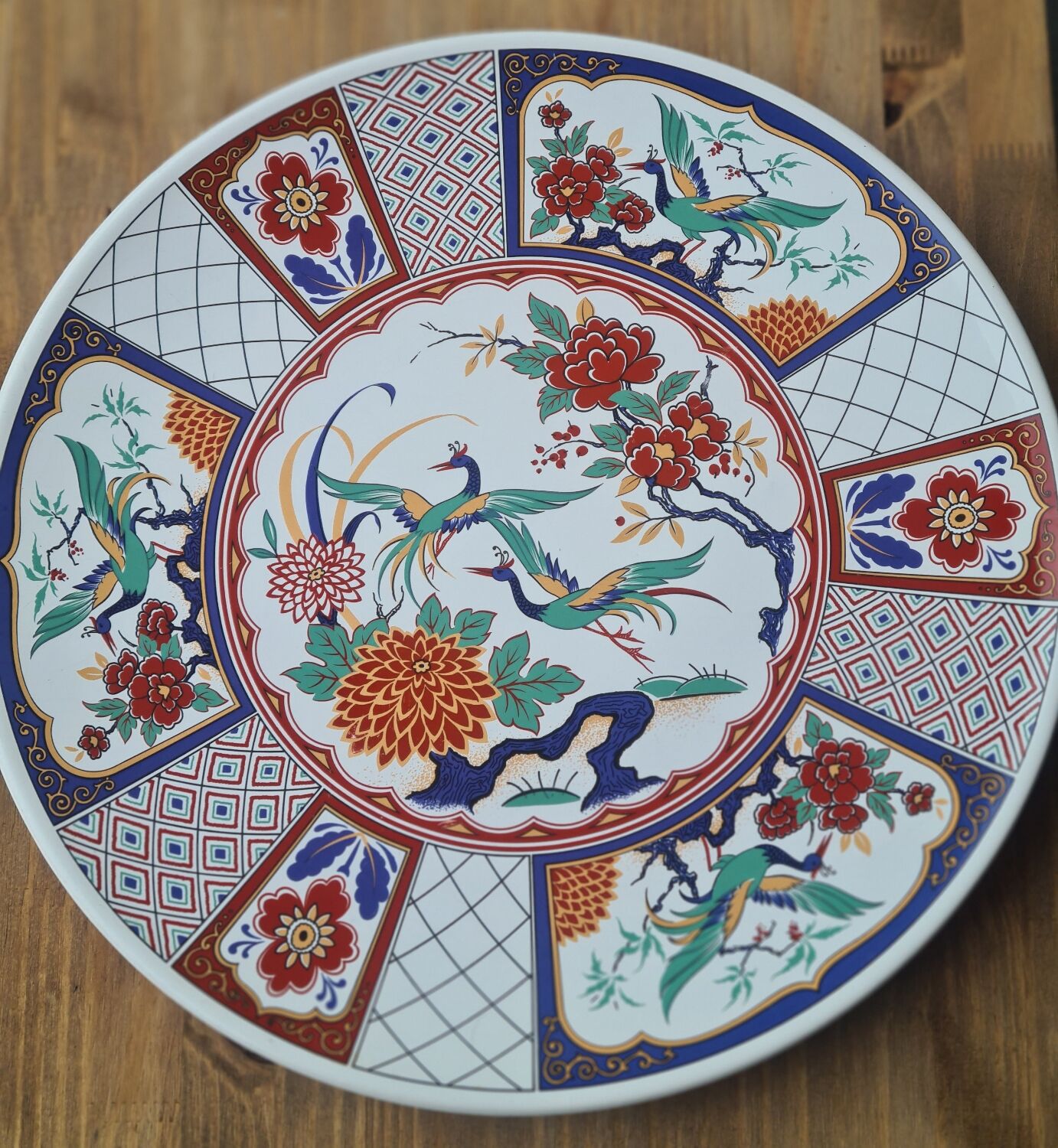 Round porcelain dish from D´Imari Japan