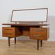 Table de maquillage en teck du milieu du siècle par Victor Wilkins pour G-Plan, Royaume-Uni, années 1960.