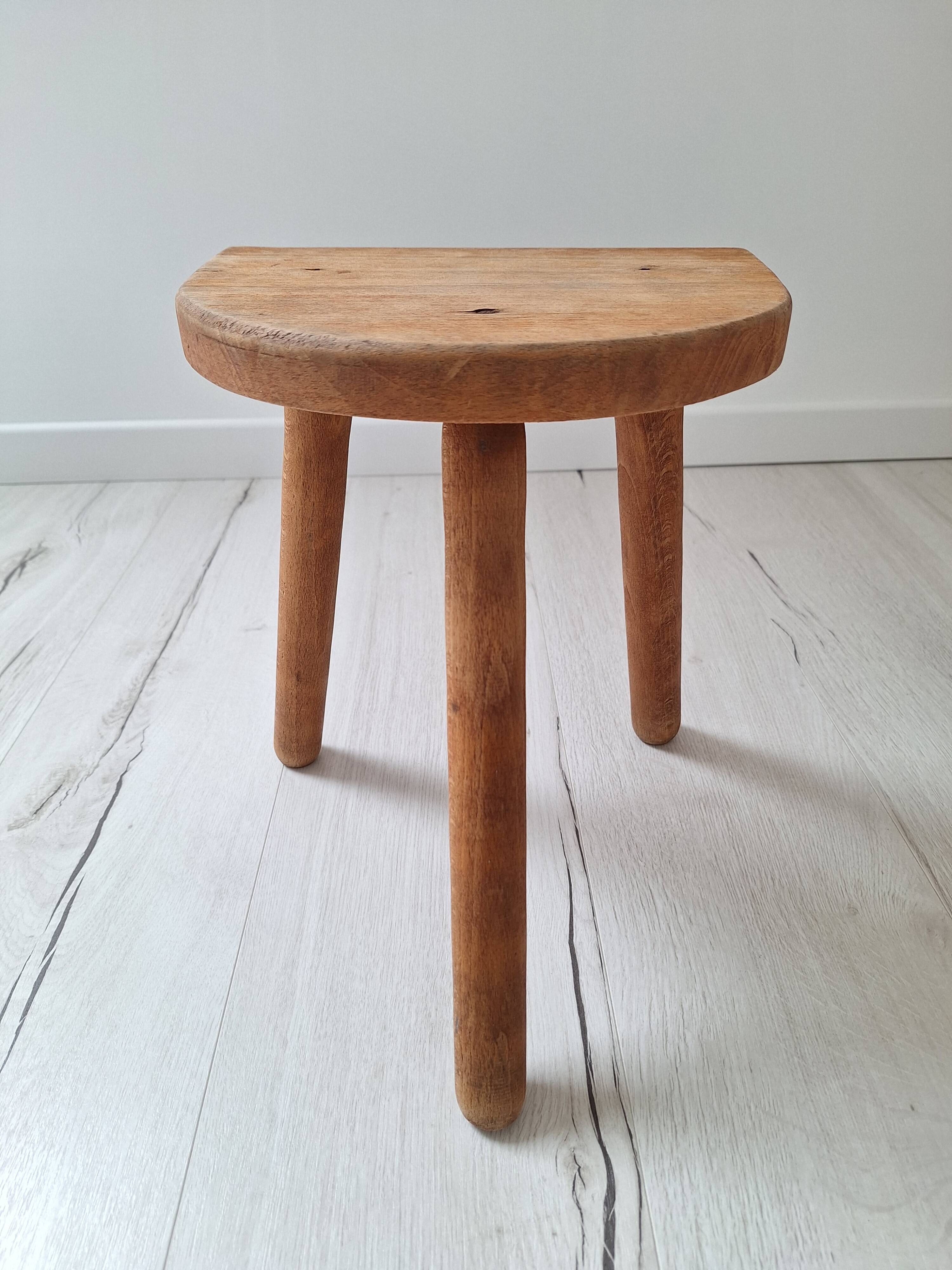 Tripod stool / Milking stool