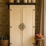 Grande armoire de rangement vintage en bois, années 40-50 – style campagne
