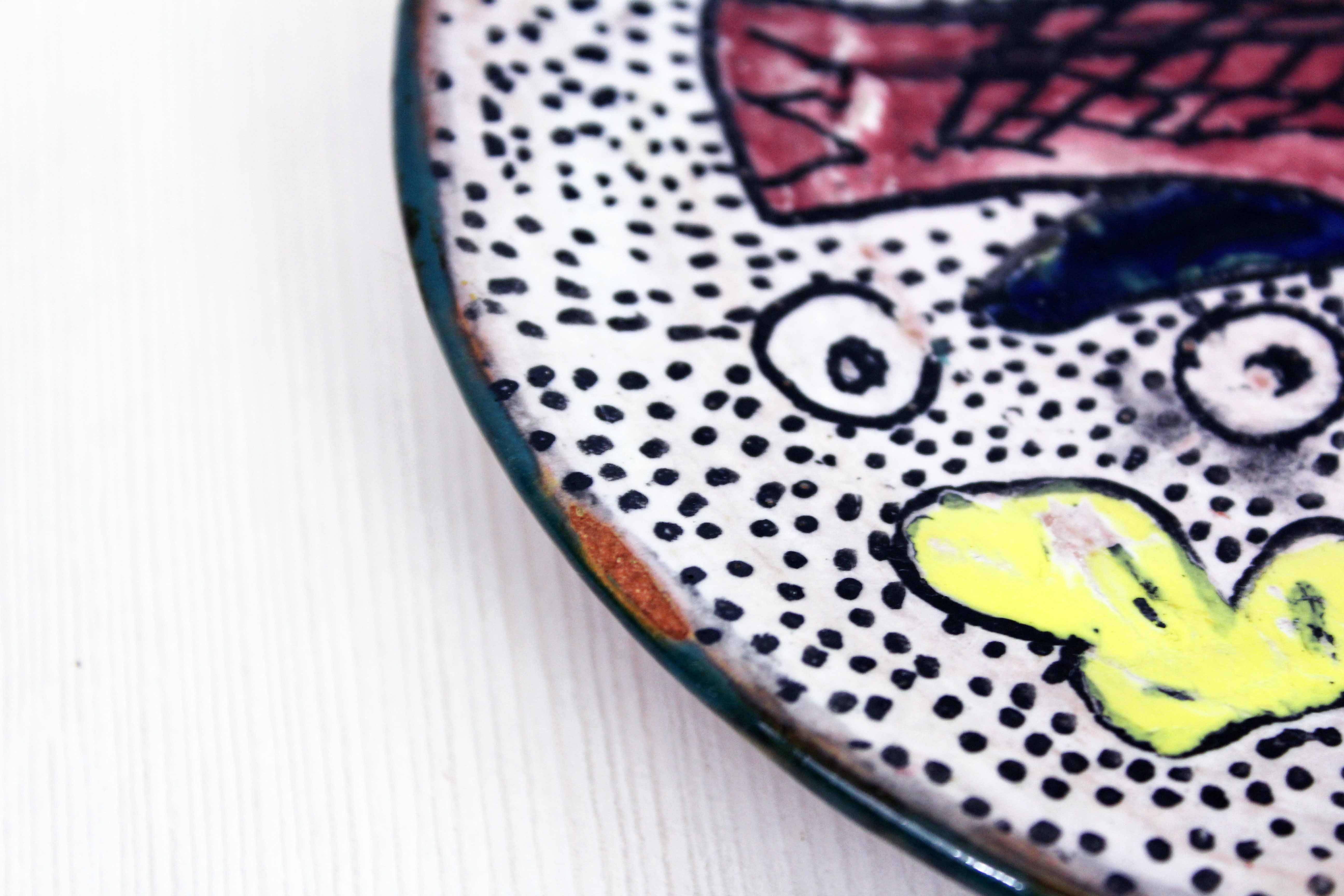 Decorative plate in sandstone 1930