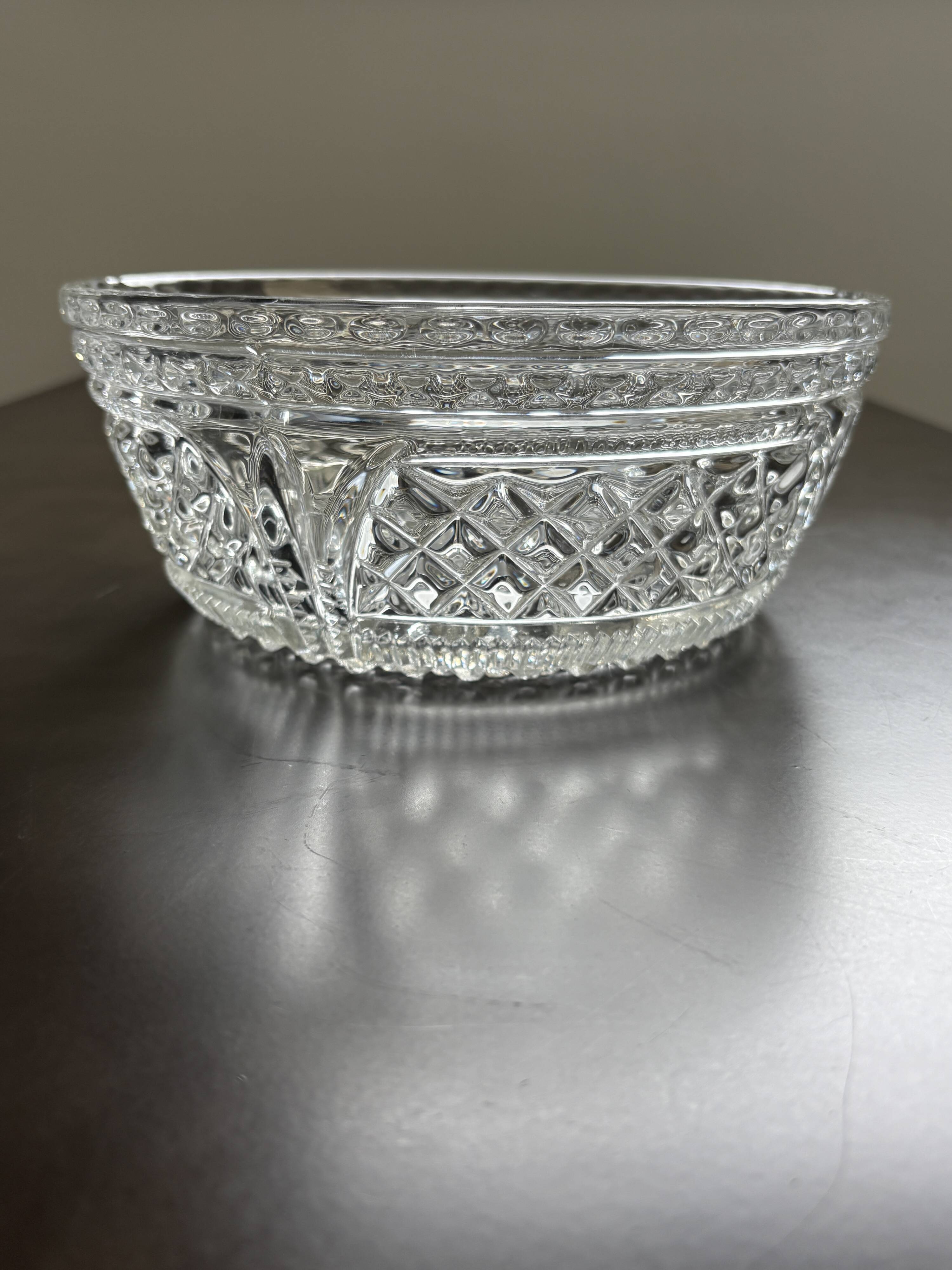 Art Deco chiseled crystal cup