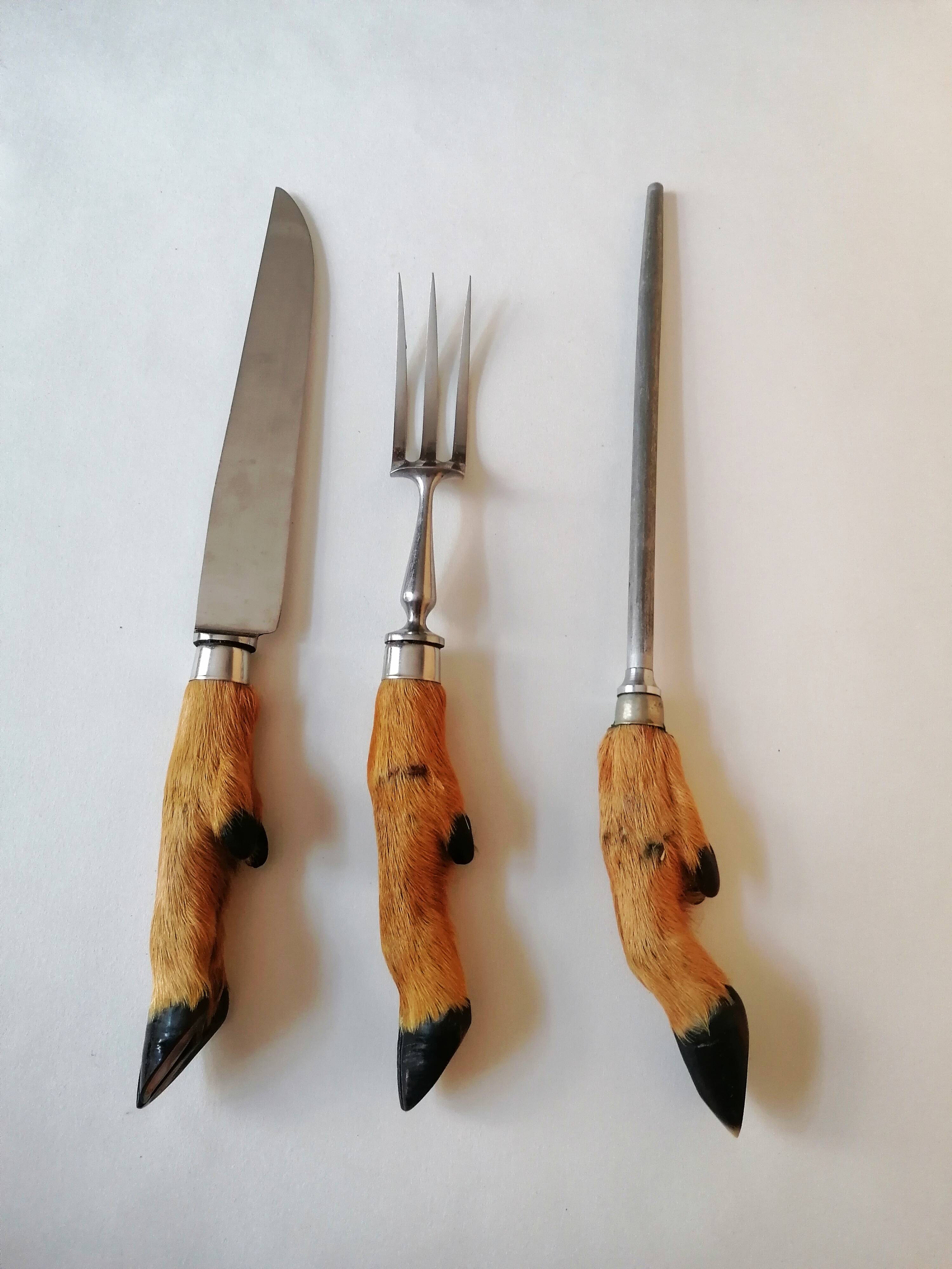 Couverts de service pied de biche