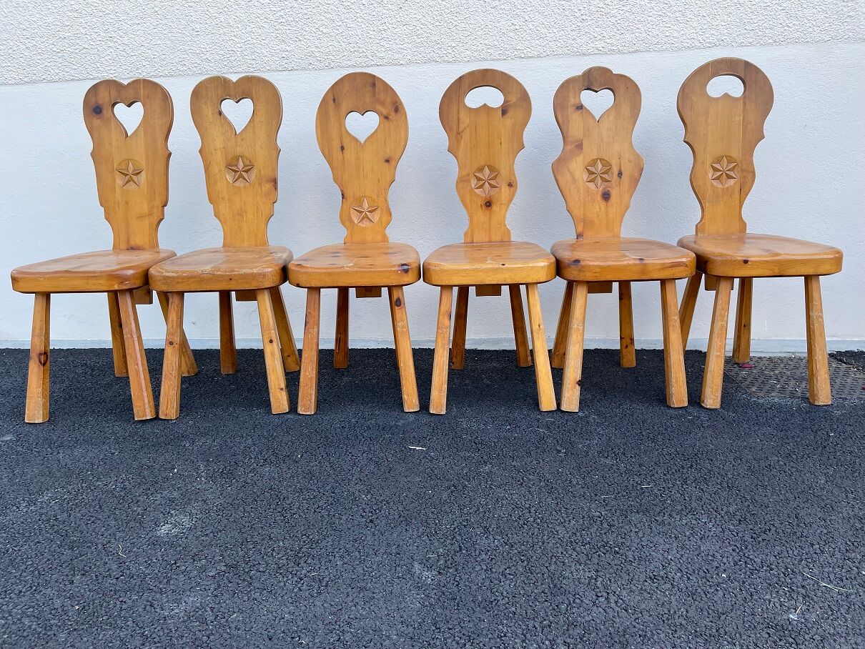 6 vintage Chairs Cembro pine Brutalist style circa 1975 Idcco Annecy