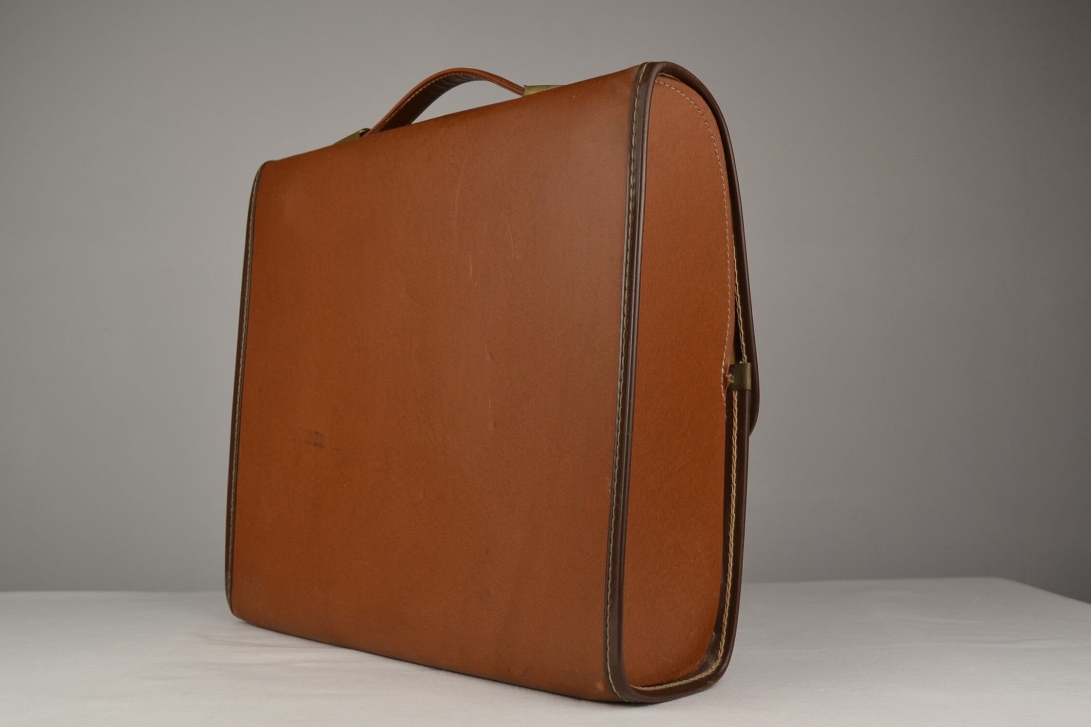 Brother typewriter with his binder - 1960s