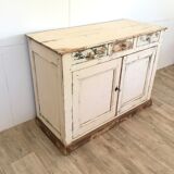 Old patina buffet cream
