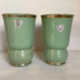 Paire d’anciens vases en céramique verte et dorée