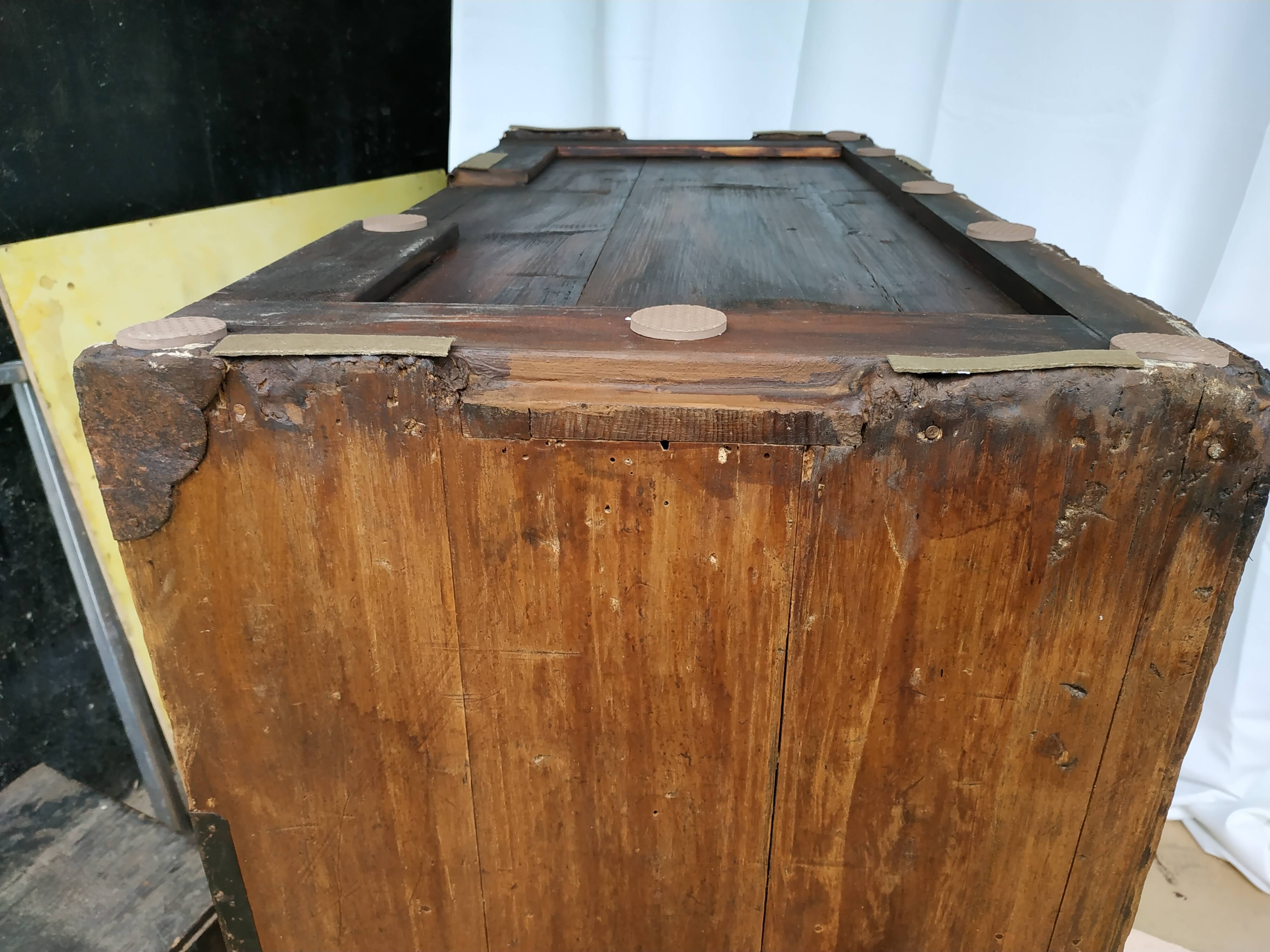 Tansu Japan 19th-century laundry dresser