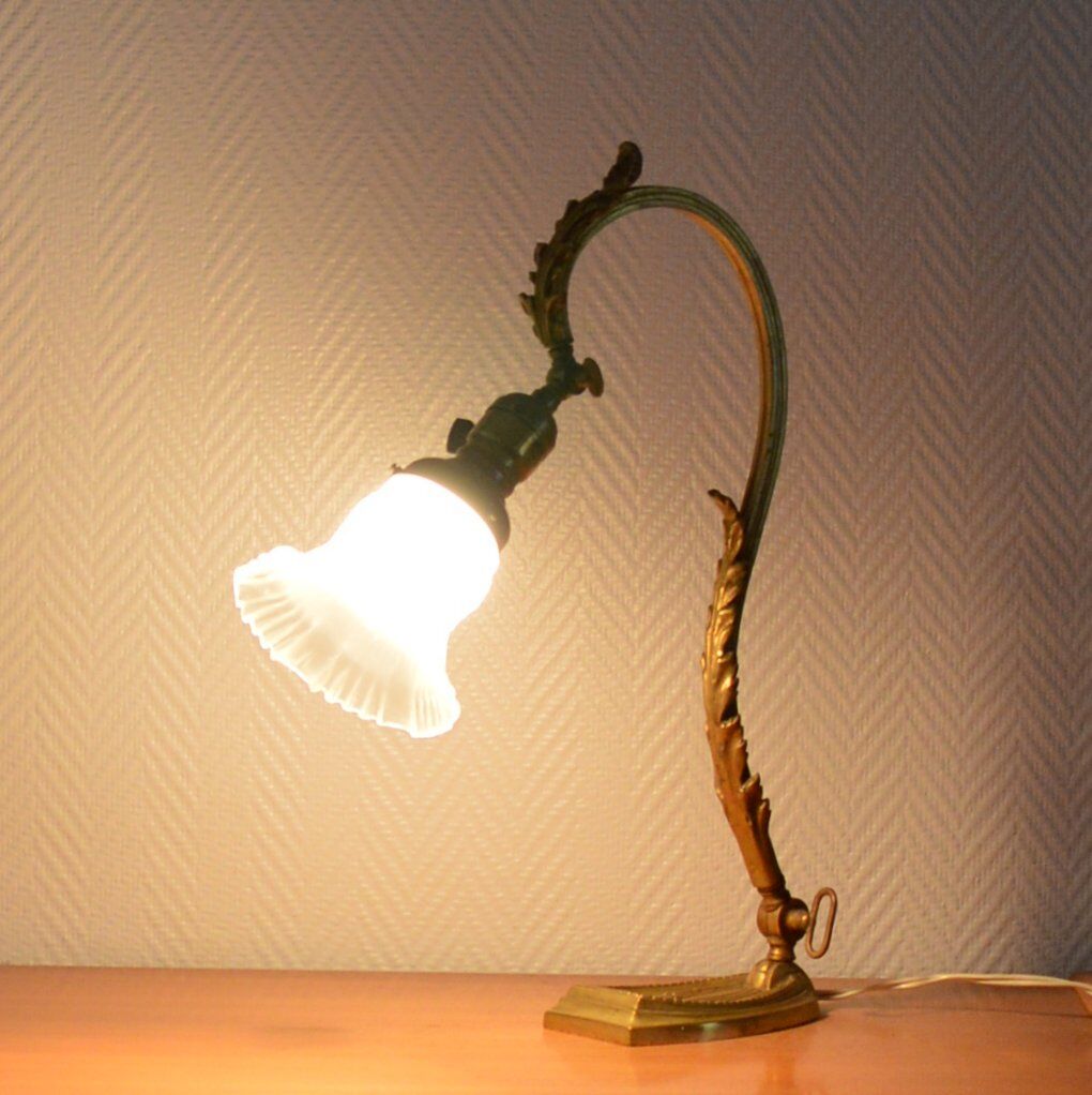 Bronze and opaline Art Nouveau lamp