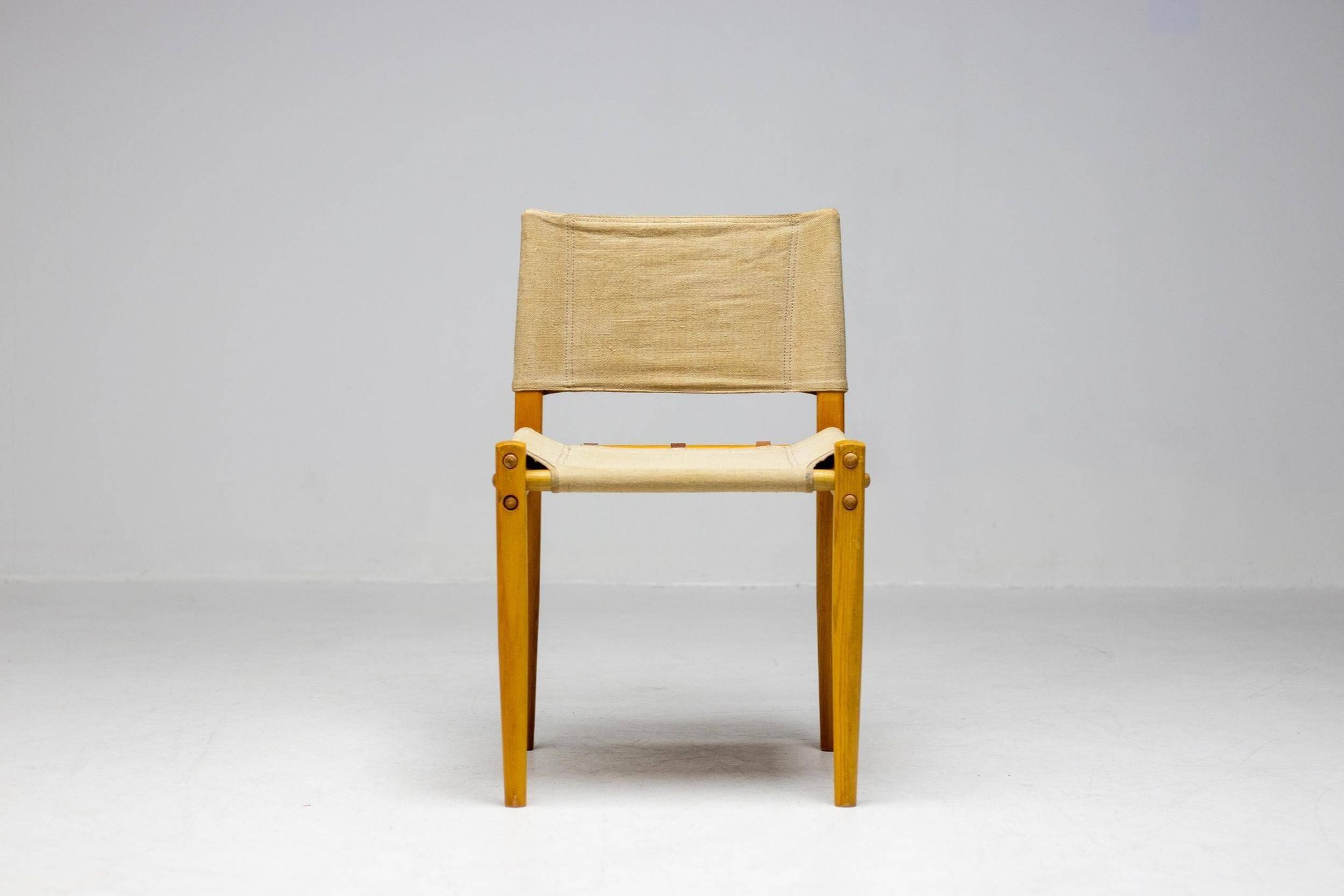 Occasional chair in ash and canvas Zanotta - Italian Mid-Century Modern, Functional Vintage