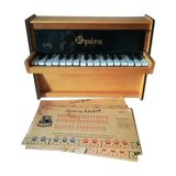 Miniature piano Opera for children