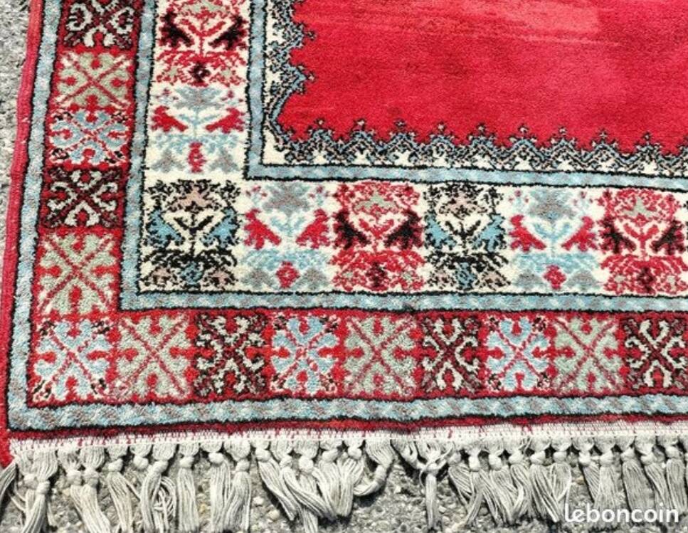 Oriental rug